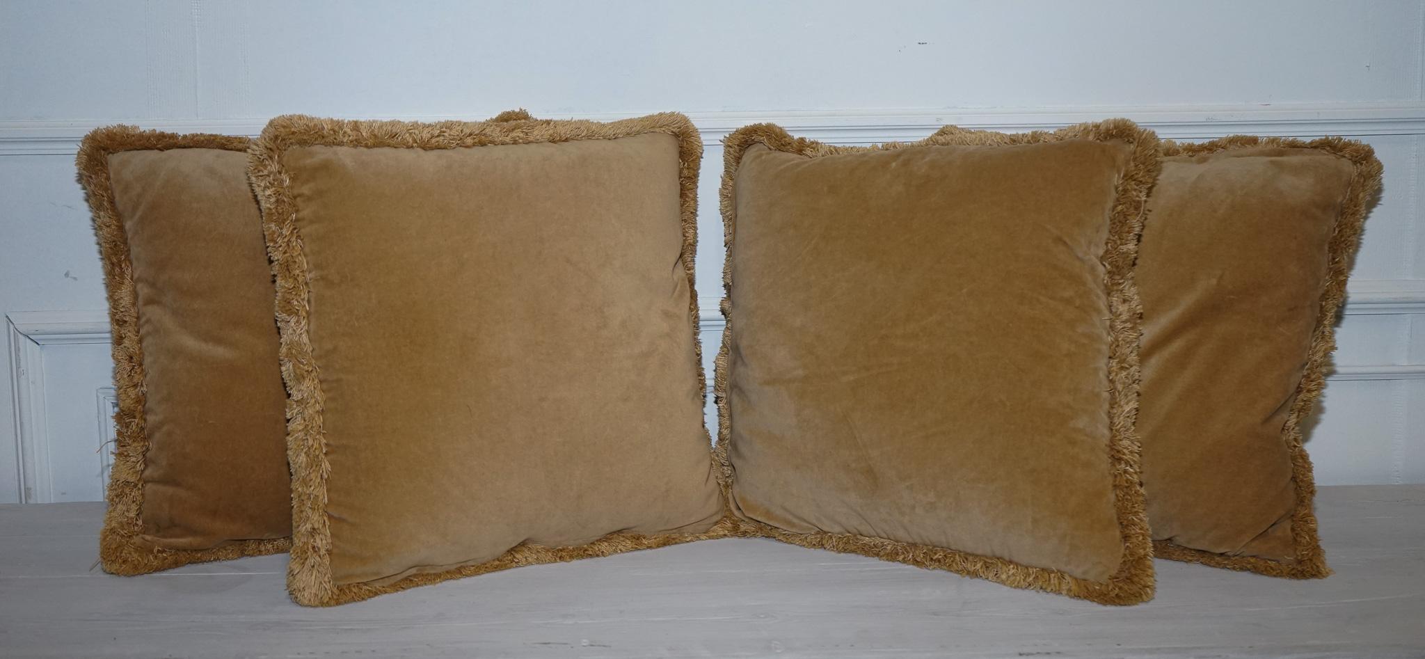 SET OF 4 VINTAGE JONELLE SCATTER CUSHIONS DUCK FEATHER FILLED VERY DECORATiVE For Sale 6