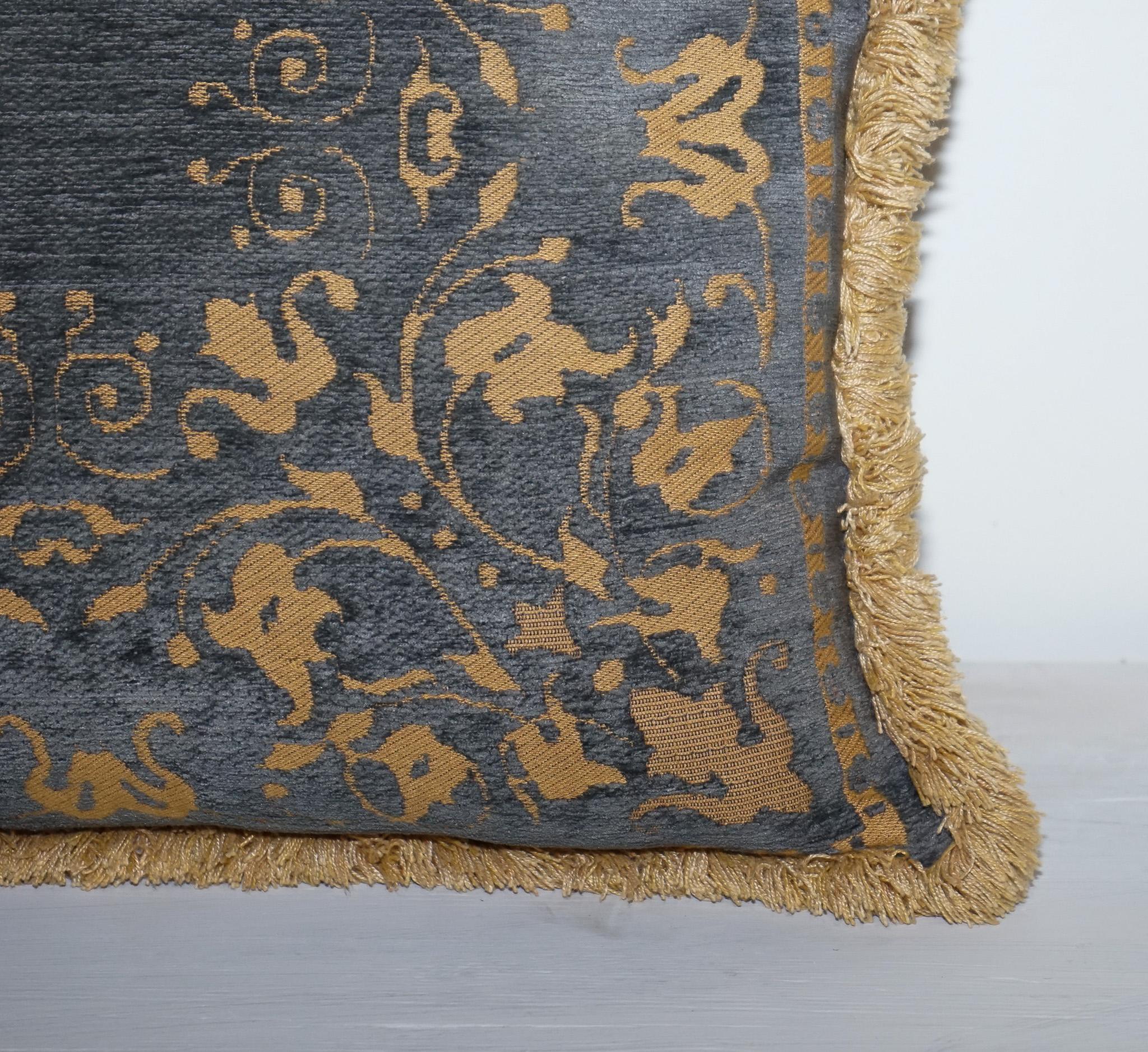SET OF 4 VINTAGE JONELLE SCATTER CUSHIONS DUCK FEATHER FILLED VERY DECORATiVE For Sale 2
