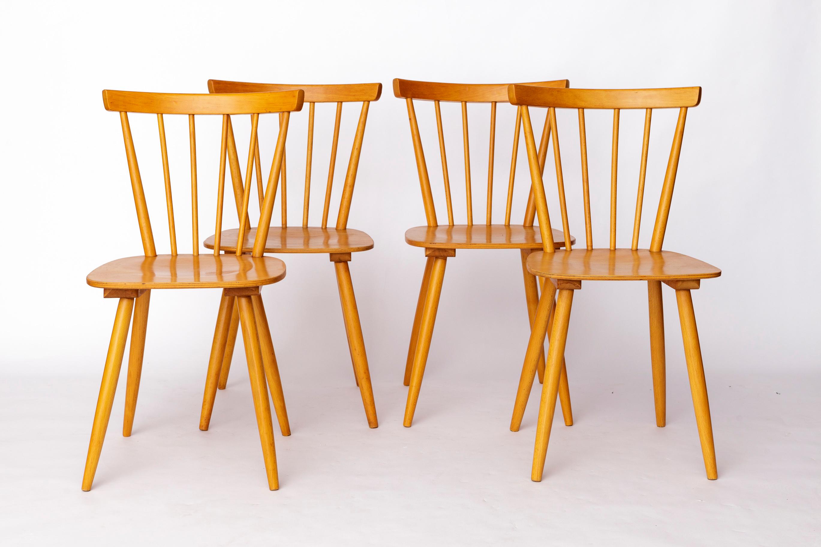 Mid-Century moderno Set di 4 sedie da cucina vintage, design olandese degli anni '60, struttura in Wood in vendita