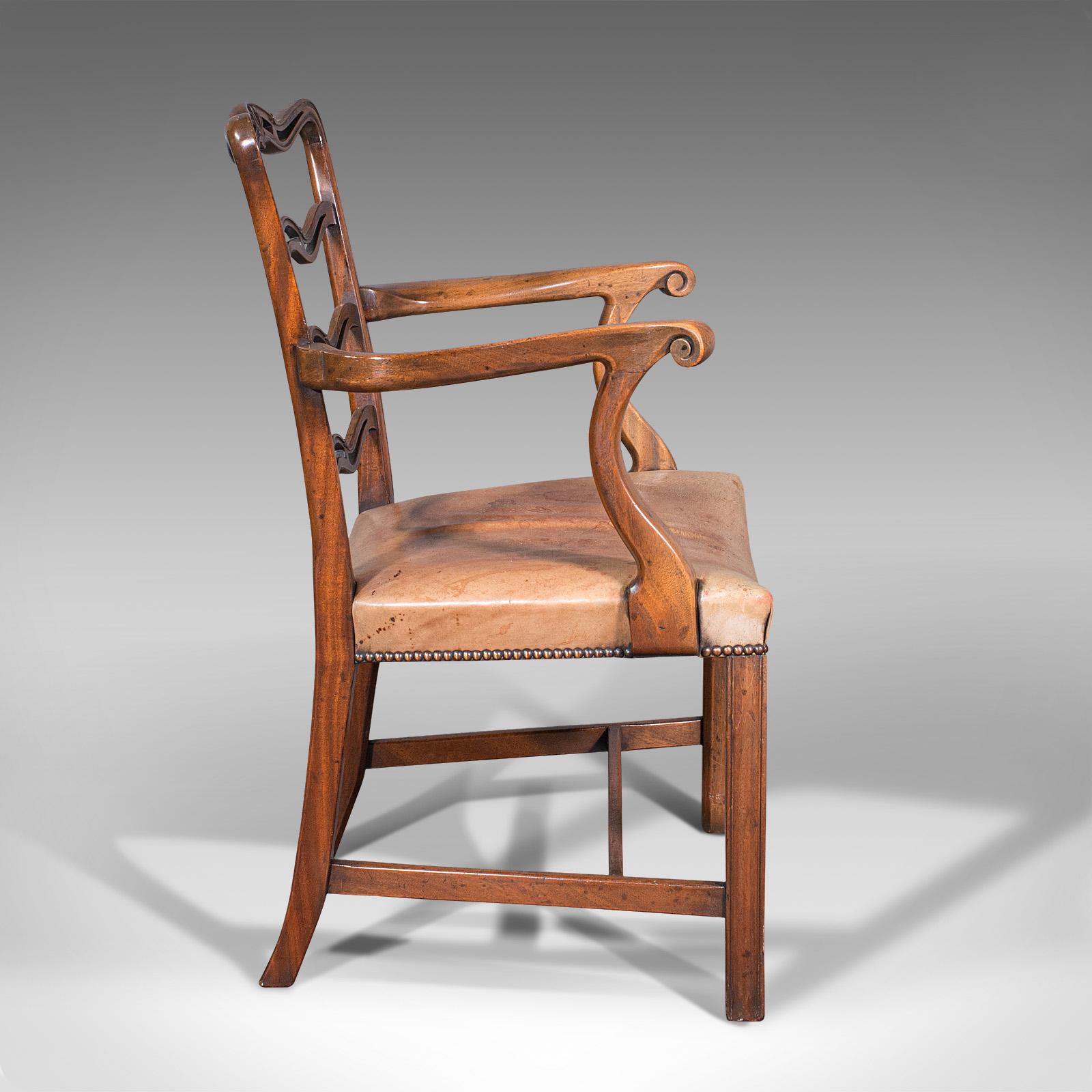 Ensemble de 4 chaises vintage irlandaises à dossier en échelle, sculpteur, assise, Art Déco, vers 1940 Bon état - En vente à Hele, Devon, GB