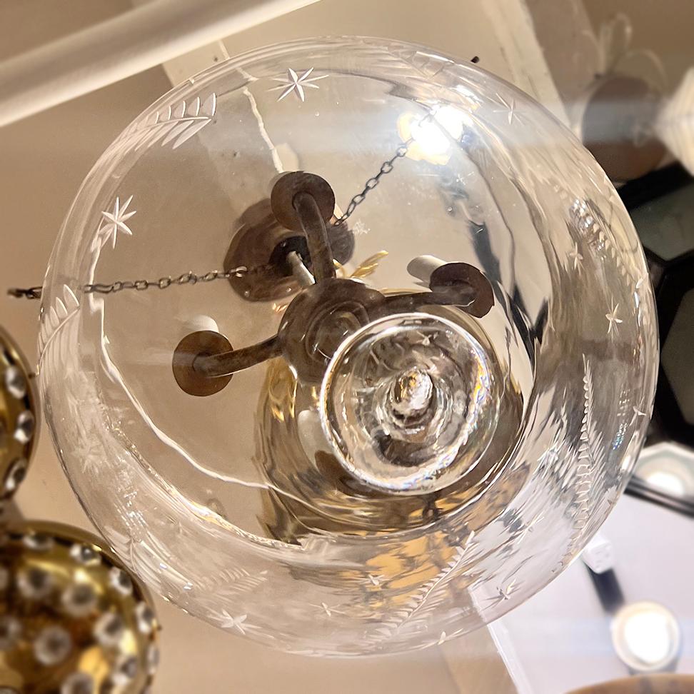 Satz von 4 großen geätzten Vintage-Laternen, einzeln erhältlich im Zustand „Gut“ im Angebot in New York, NY