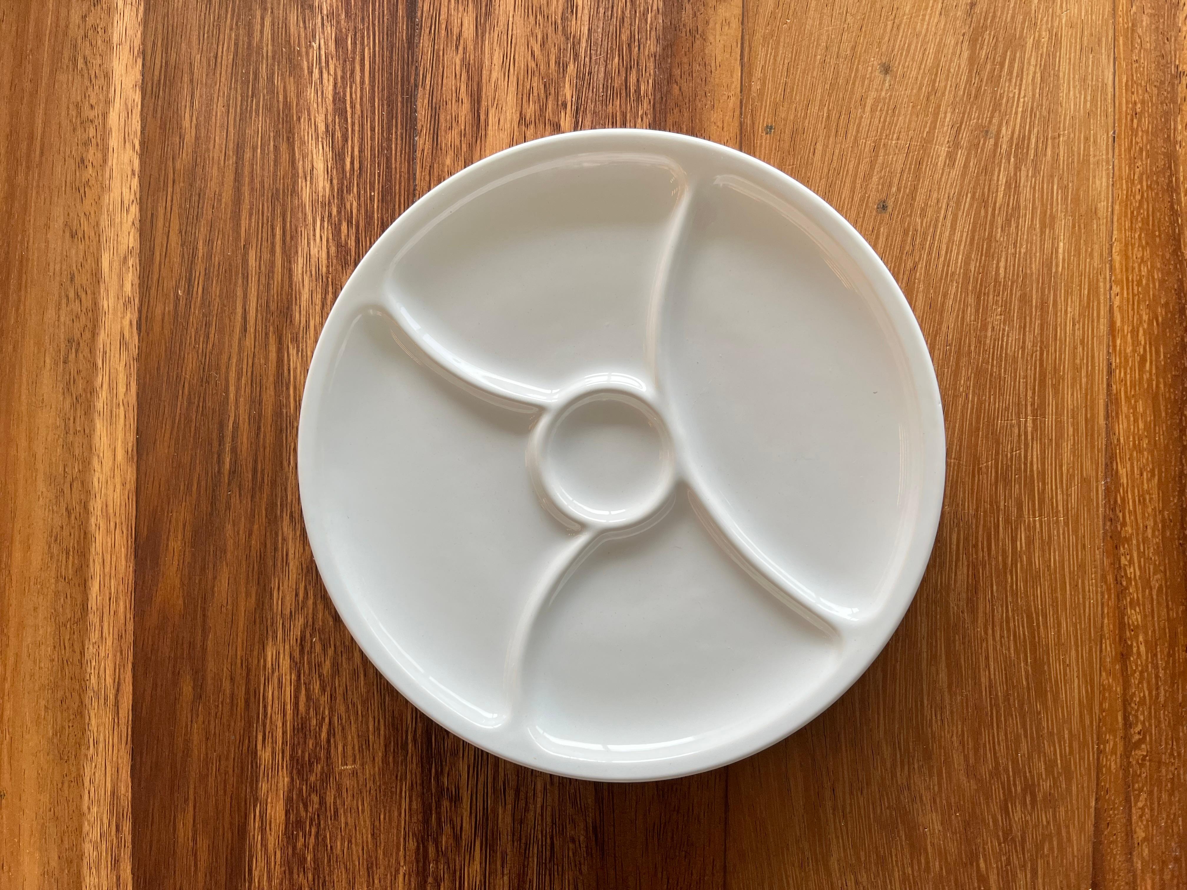 Set de 4 Platos de aperitivo divididos Vintage Le Creuset para sushi, tapas. Moderno de mediados de siglo en venta