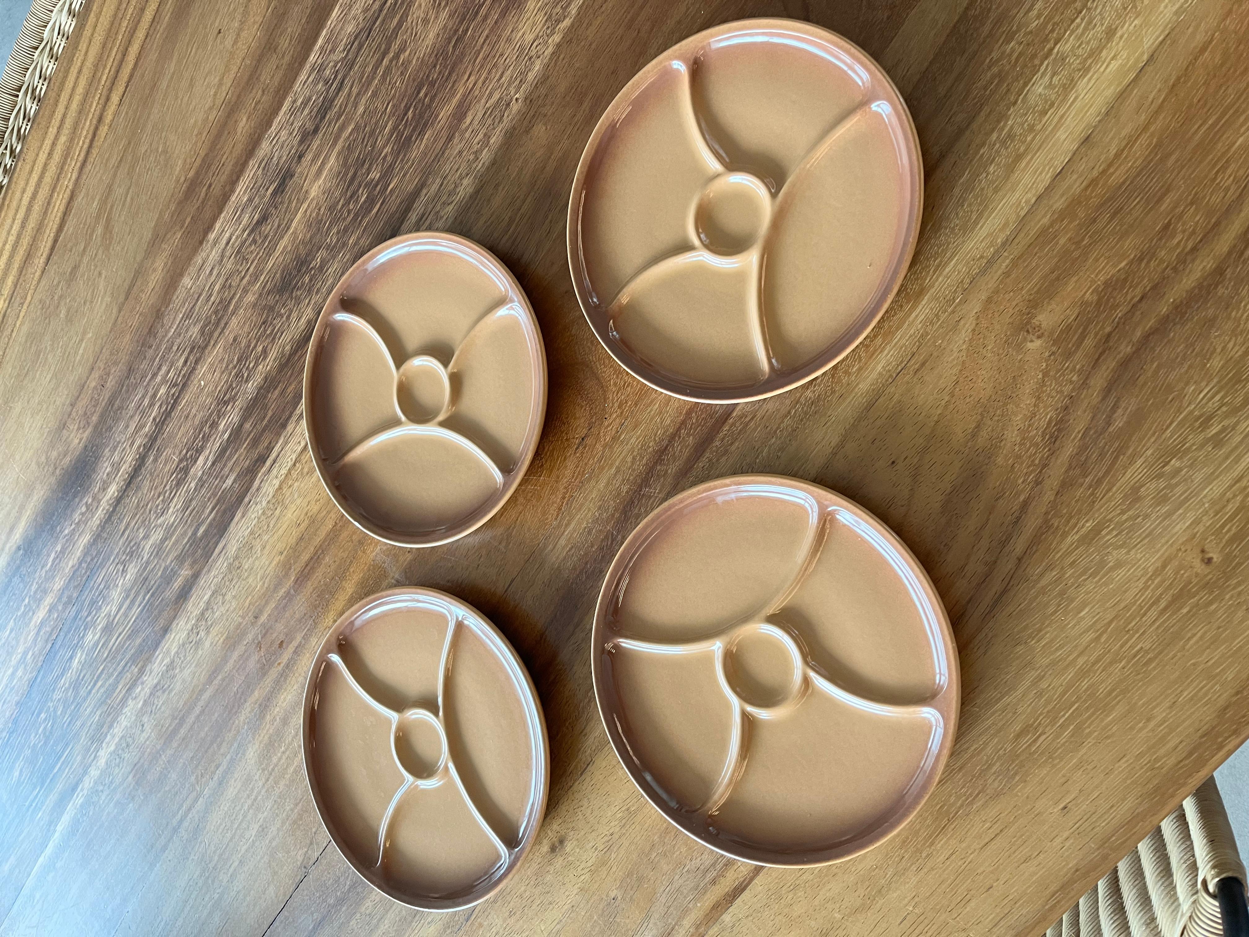 Set de 4 Platos de aperitivo divididos Vintage Le Creuset para sushi, tapas. en Bueno estado para la venta en Mérida, YU