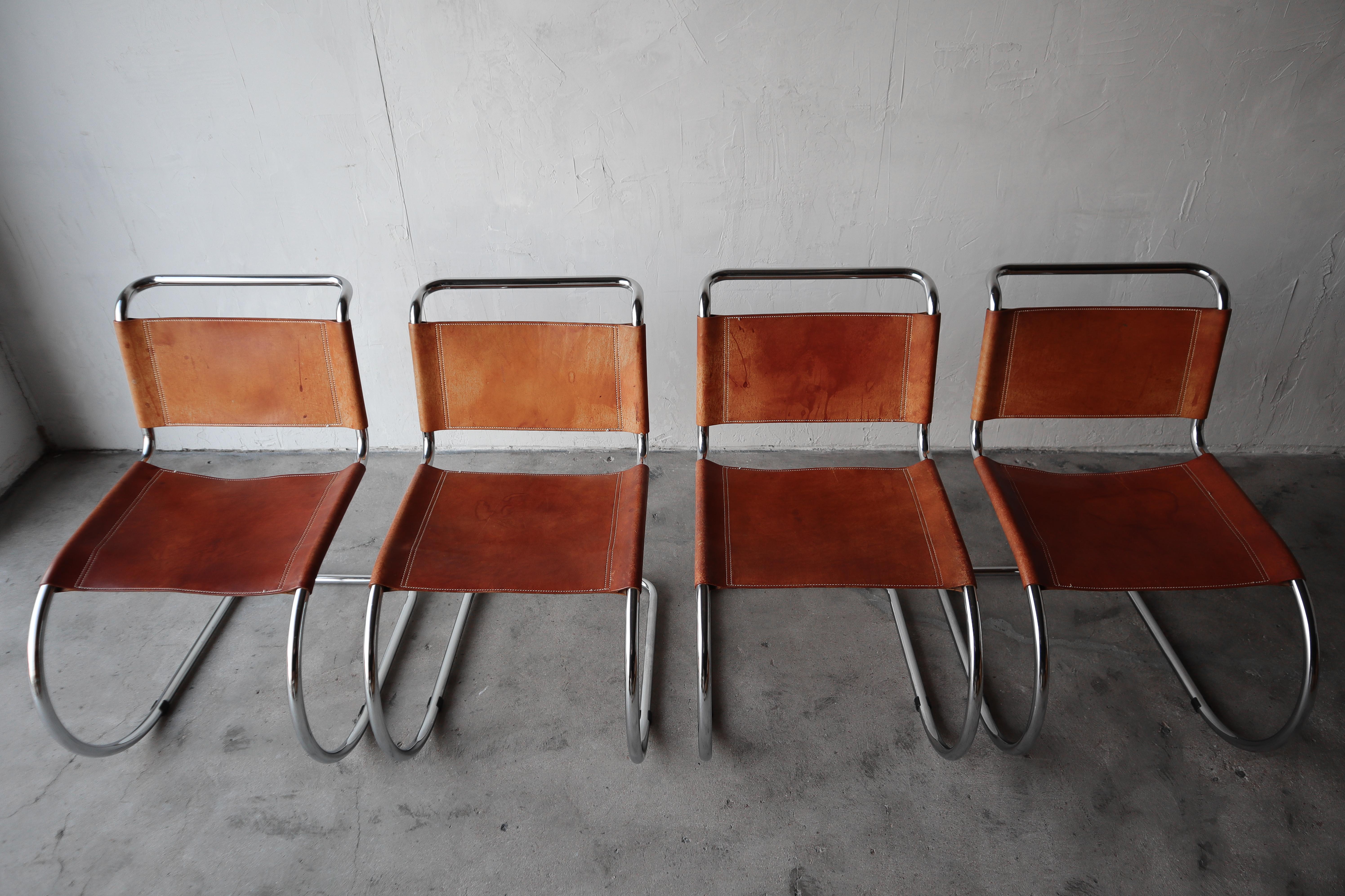 Set of 4 Vintage Leather and Chrome Spoleto MR10 Dining Chairs In Good Condition In Las Vegas, NV