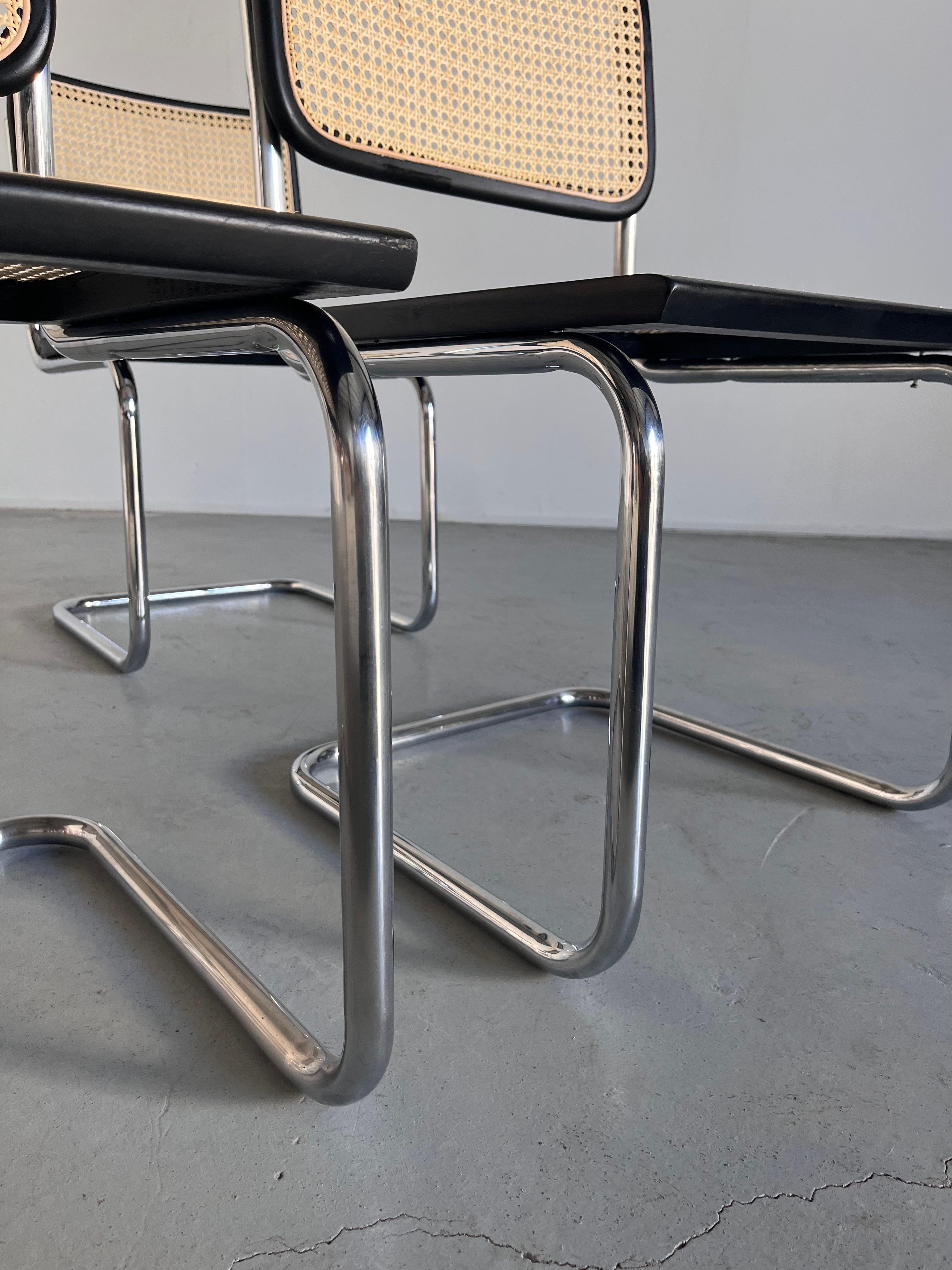 Ensemble de 4 chaises cantilever vintage Marcel Breuer Cesca Design du milieu du siècle dernier, B32 2