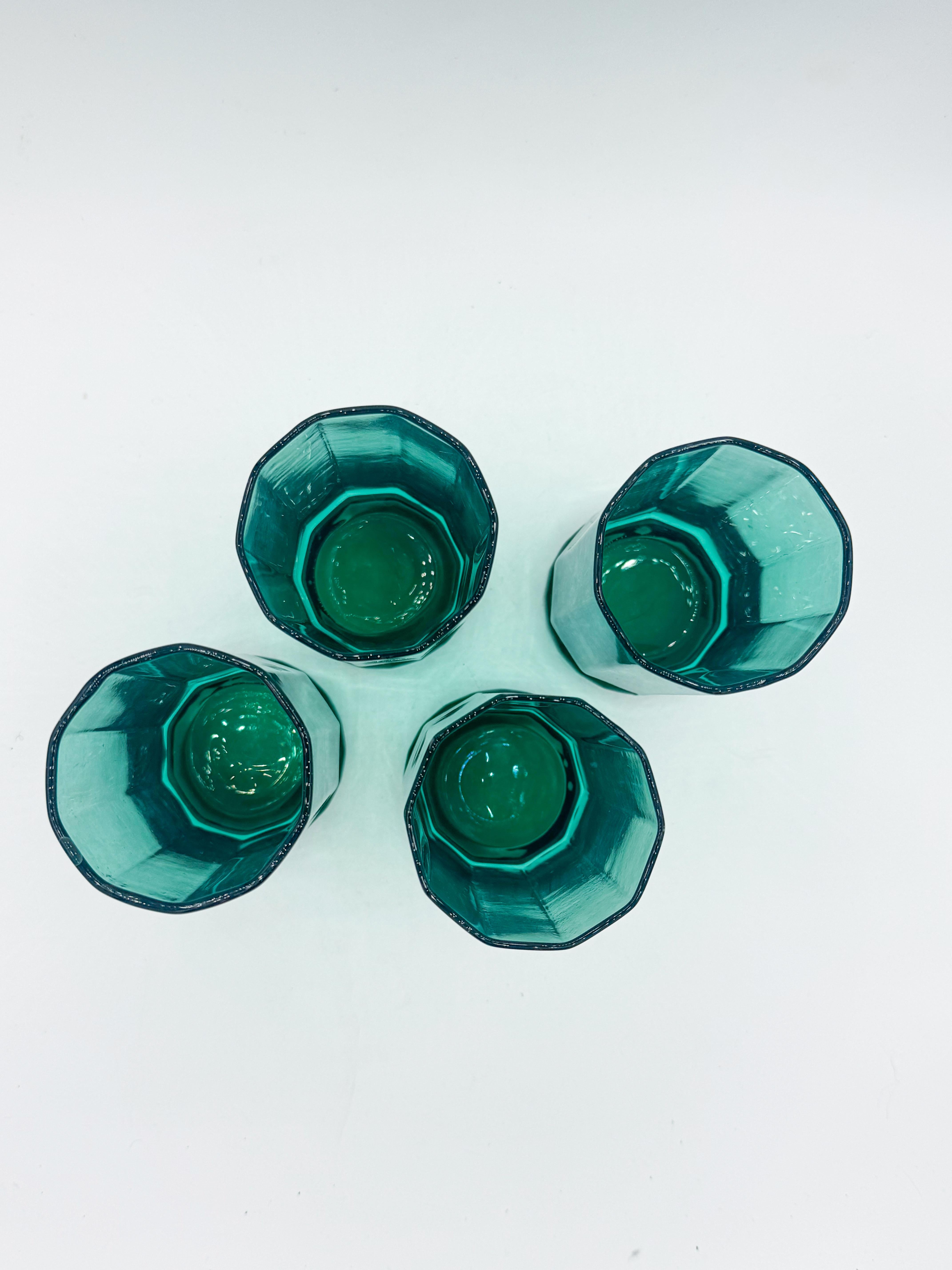 Satz von 4 Vintage Mid-Century Anchor Hocking Essex Grün 12 oz Glasbecher im Zustand „Gut“ im Angebot in Toronto, CA