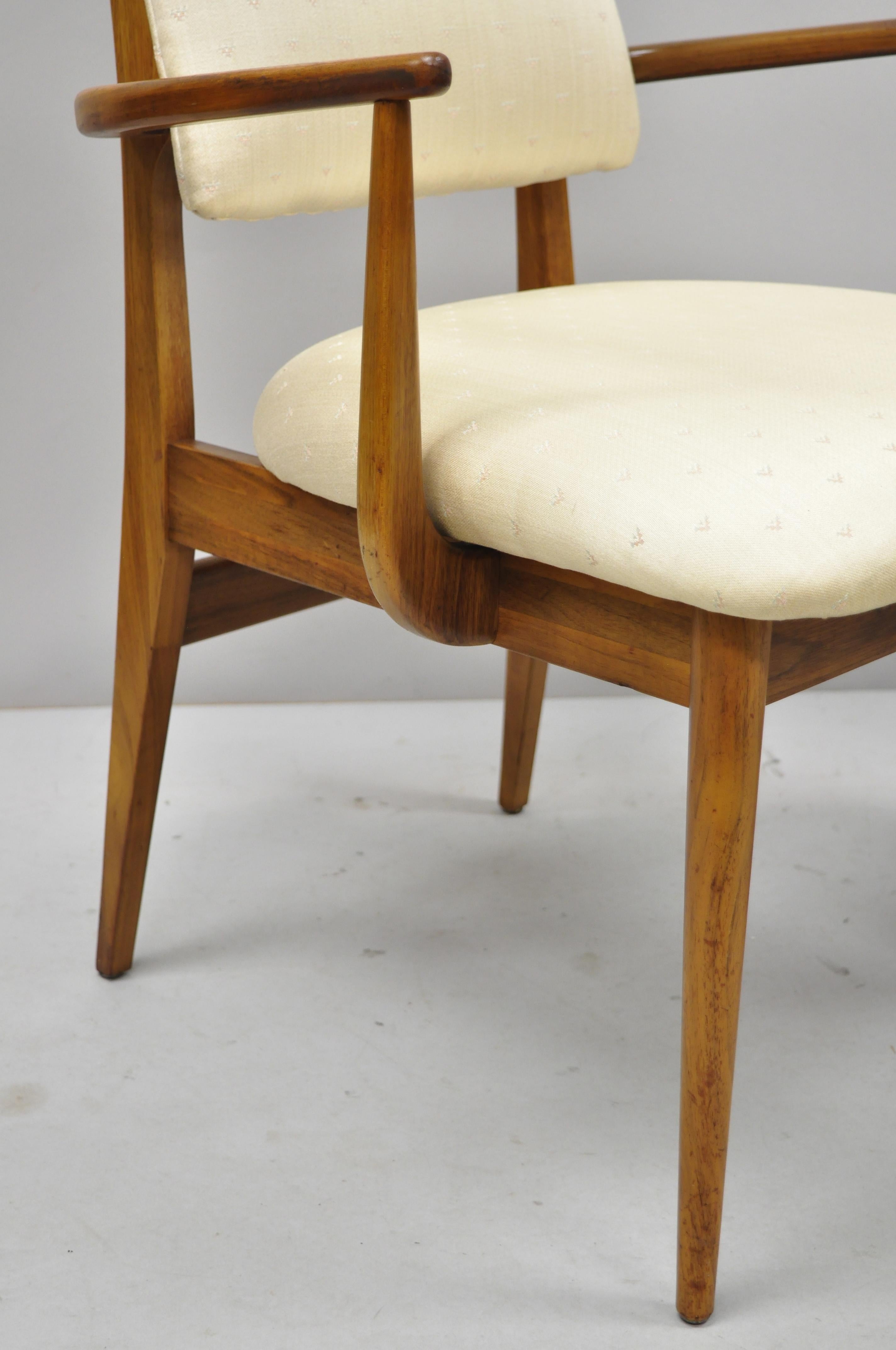 20th Century Set of 4 Vintage Midcentury Danish Modern Walnut Dining Room Chairs