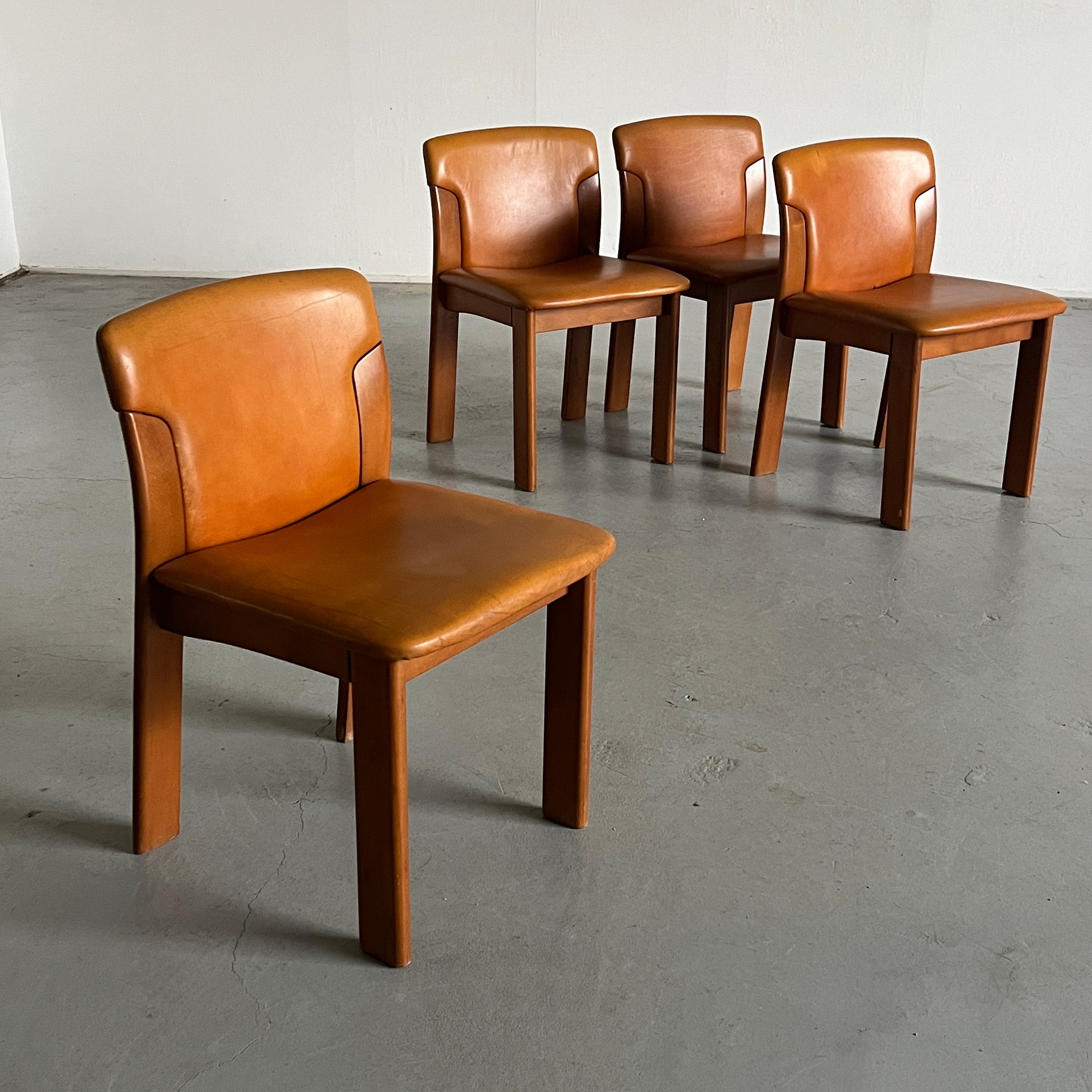 Italian Set of 4 Vintage Mid-Century Dining Chairs, Cognac Leather and Wood, 70s Italy