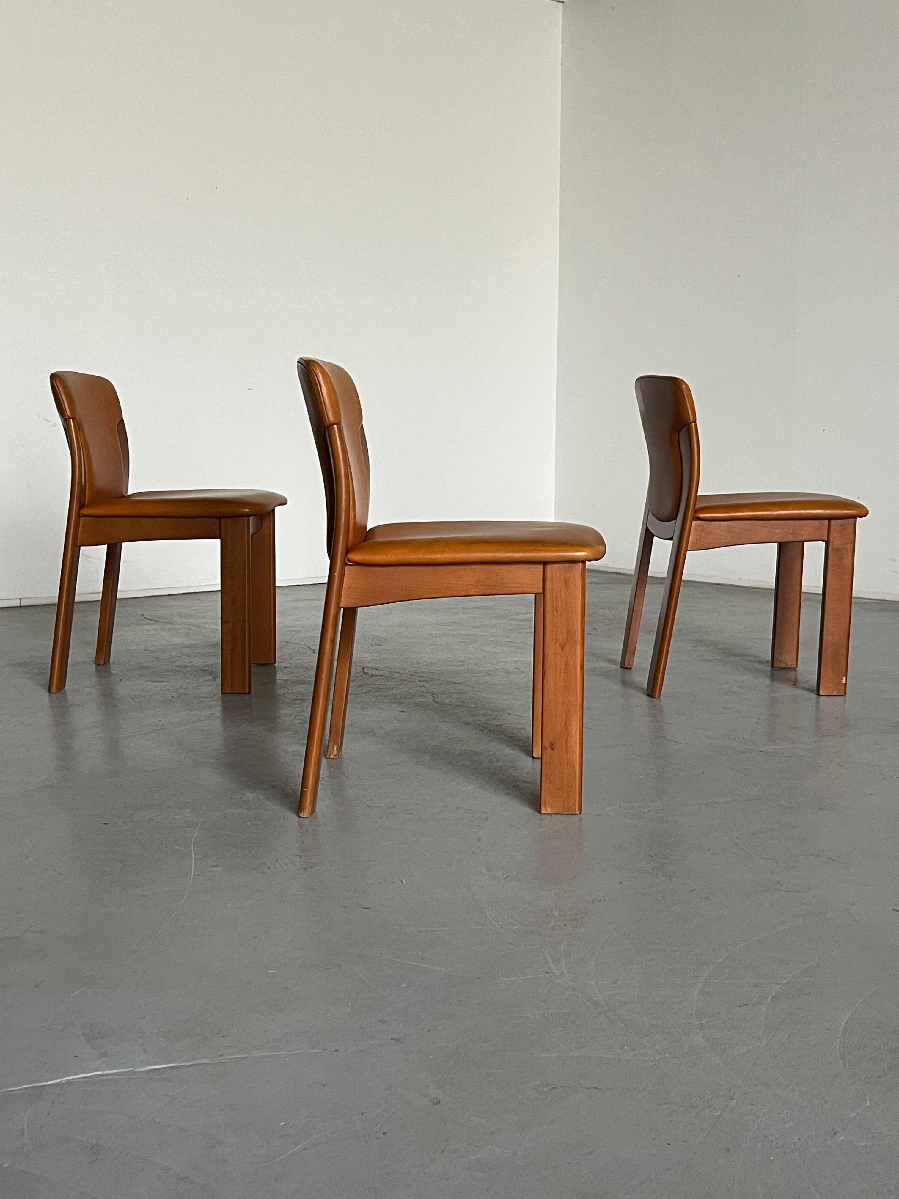 Set of 4 Vintage Mid-Century Dining Chairs, Cognac Leather and Wood, 70s Italy 1