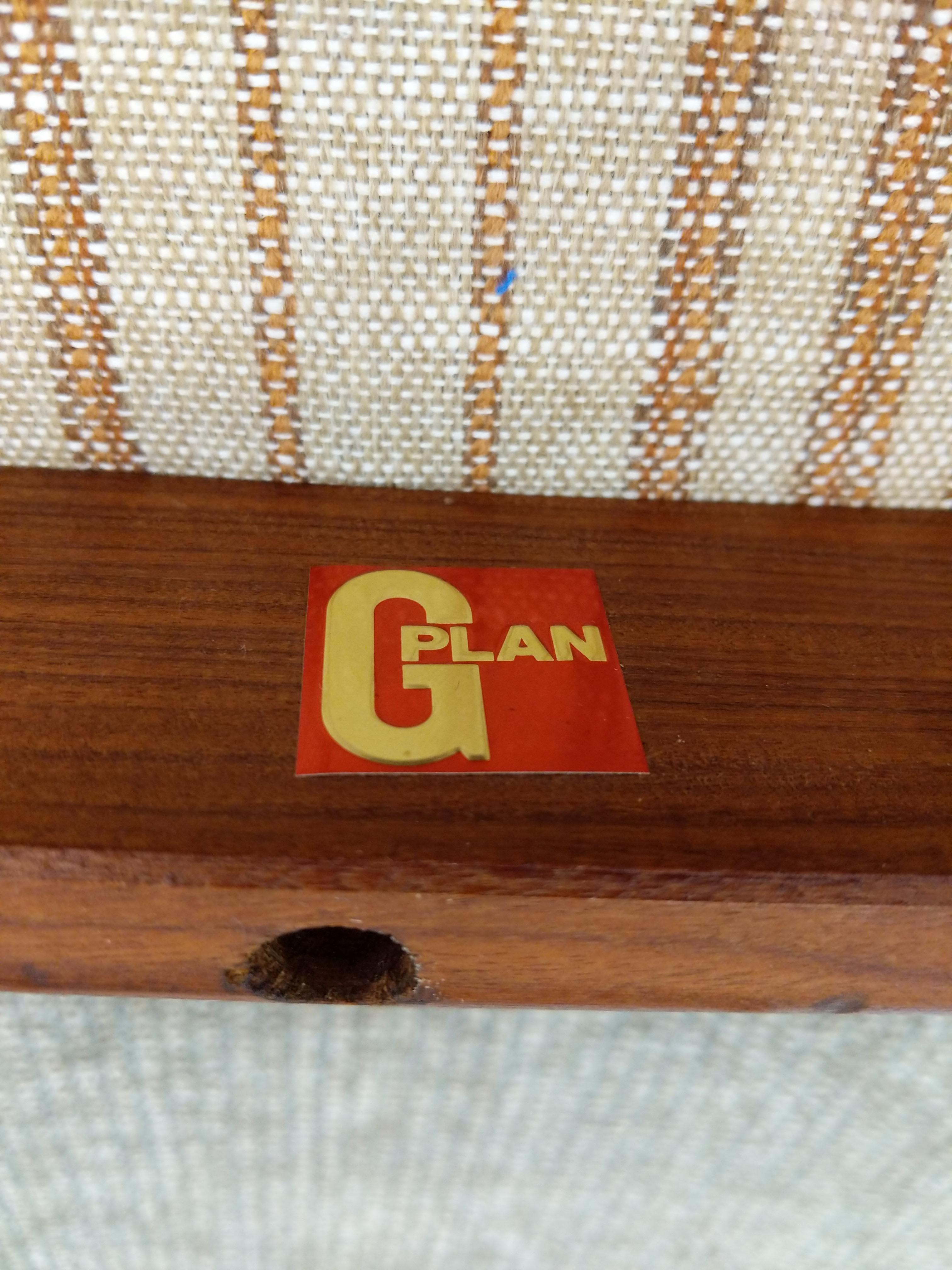 Satz von 4 Mid Century Modern Esszimmerstühlen von G-Plan im Angebot 3