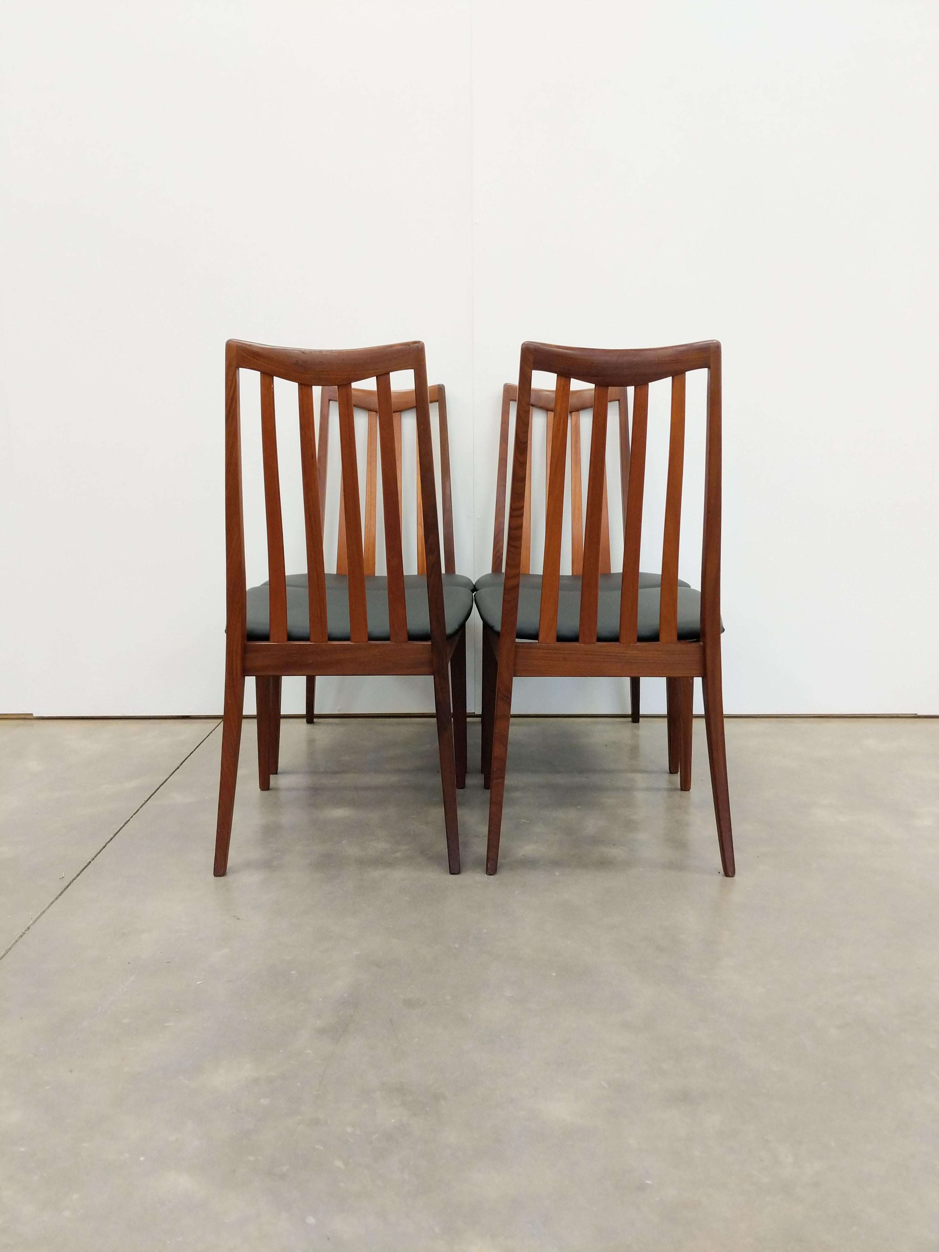 Set of 4 Vintage Mid Century Modern Dining Chairs by G Plan (Moderne der Mitte des Jahrhunderts) im Angebot