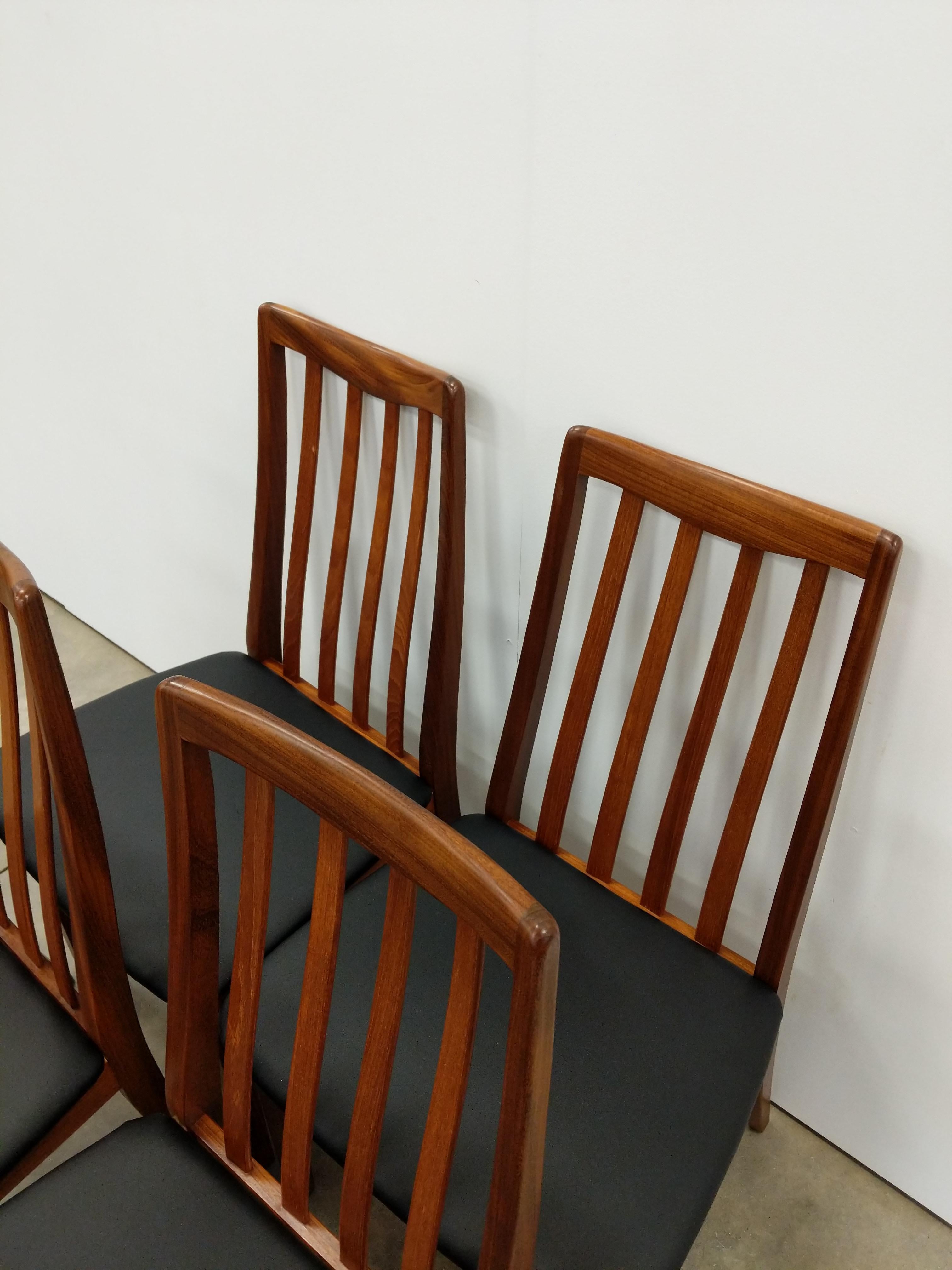 Set aus 4 Mid Century Modern Esszimmerstühlen von G-Plan im Angebot 2