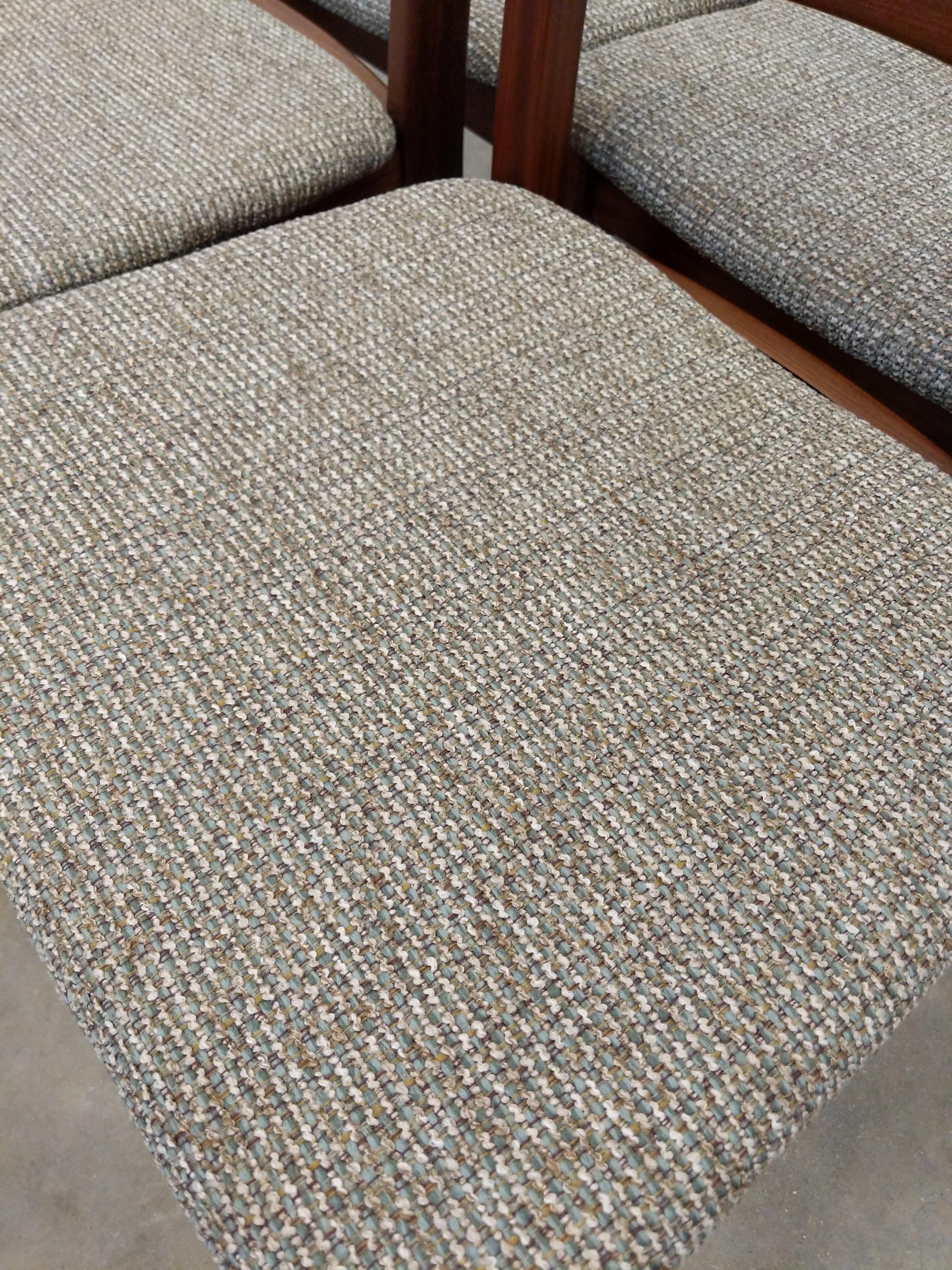 Satz von 4 Mid Century Modern Esszimmerstühlen von G-Plan im Angebot 2