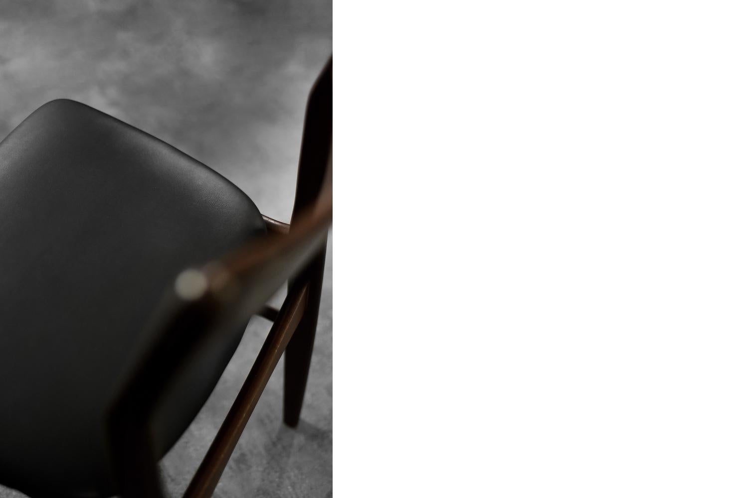 Ensemble de 4 chaises de salle à manger vintage de style scandinave moderne du milieu du siècle en hêtre et bois de rose en vente 3