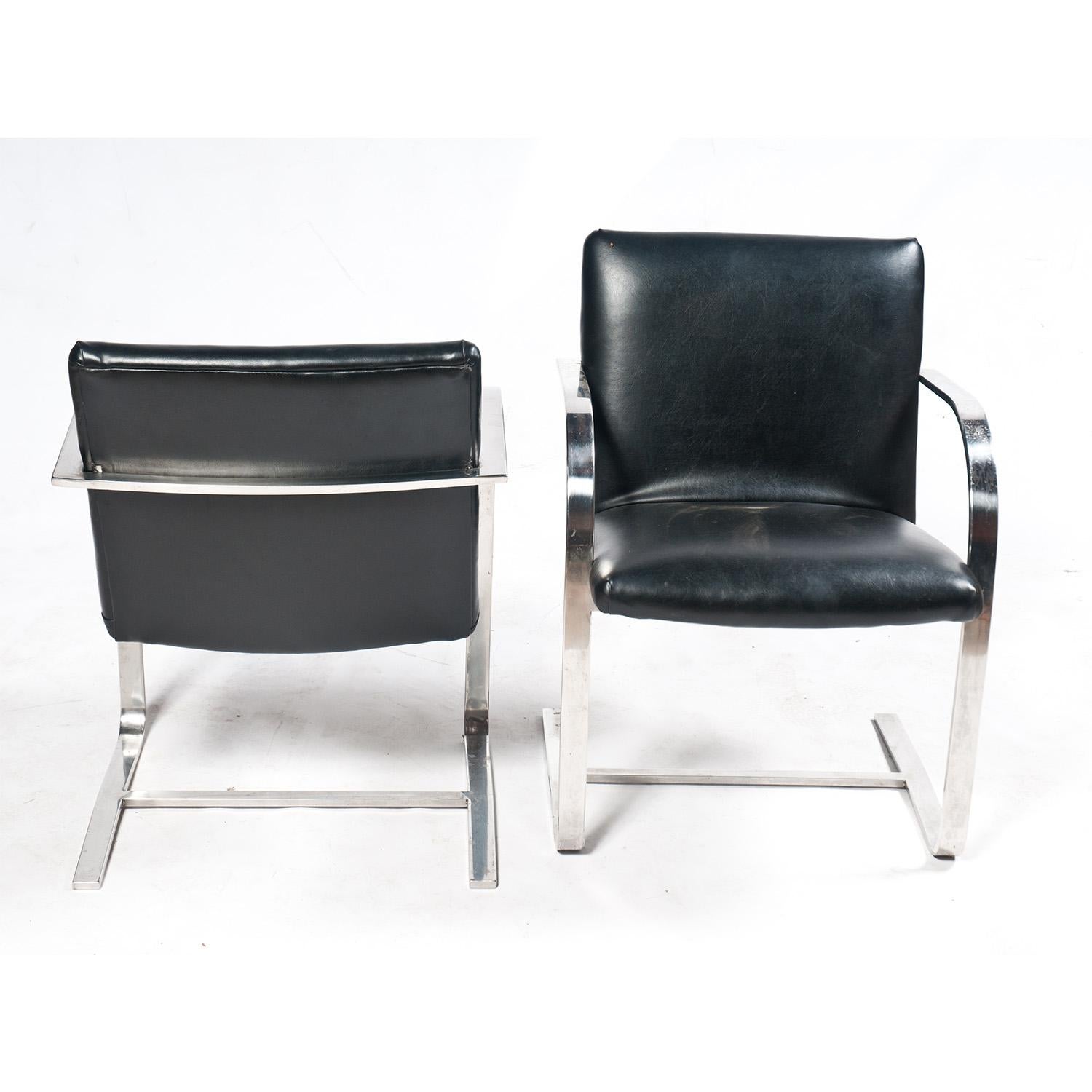 Set of four vintage Lugwig Mies van der Rohe Brno Chairs in black with mirror polished chair frame.

Created by Mies van der Rohe, icon of modernist architecture and design. The Brno chairs are ultra comfortable, and they invite the sitter to