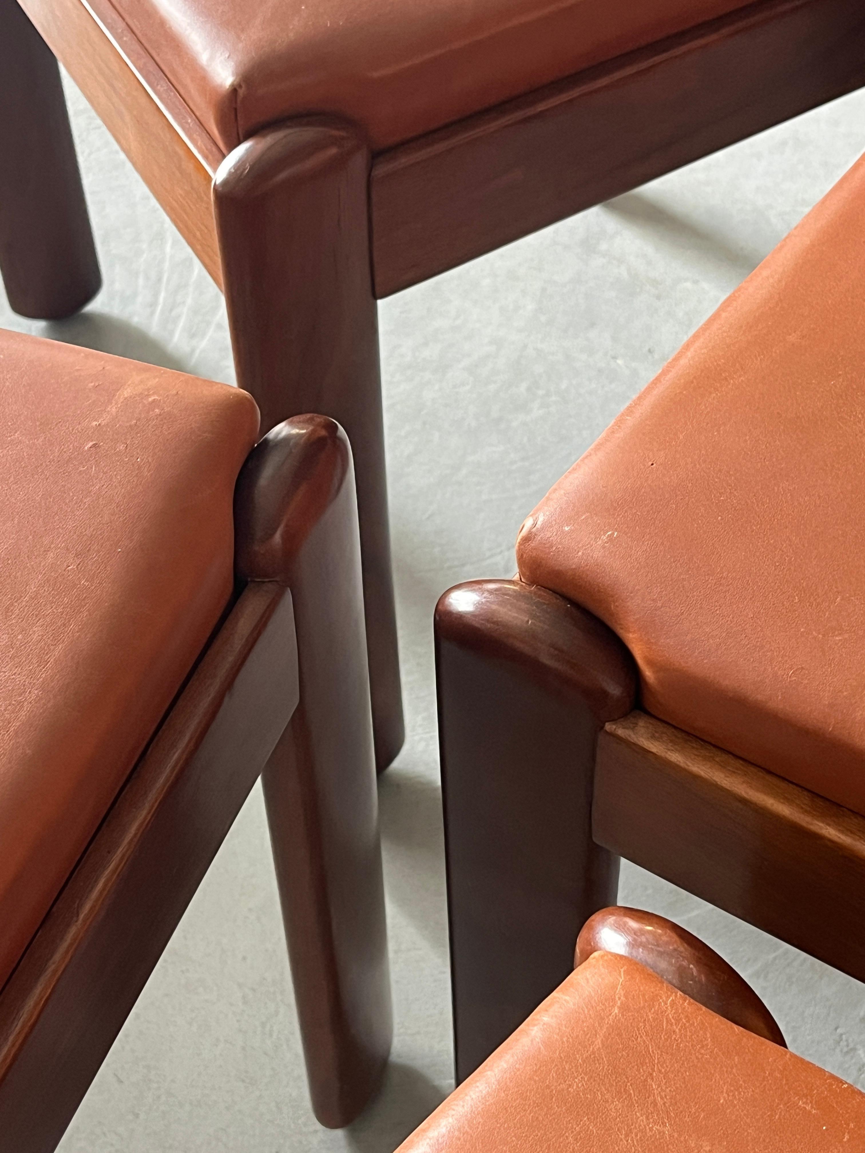 Ensemble de 4 chaises de salle à manger Vintage 'Model Noppola' par Silvio Coppola pour Bernini, 1960s en vente 3