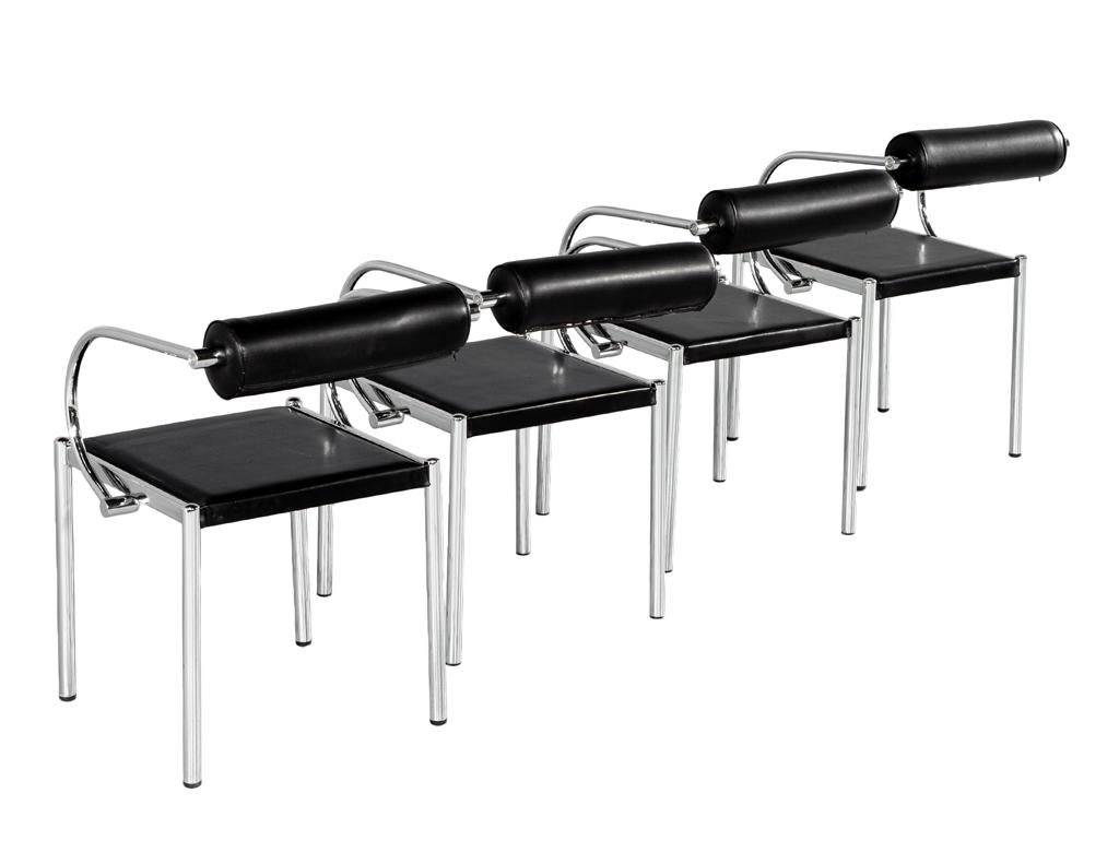 Ensemble de 4 chaises en métal tubulaire en cuir noir vintage et moderne en vente 3