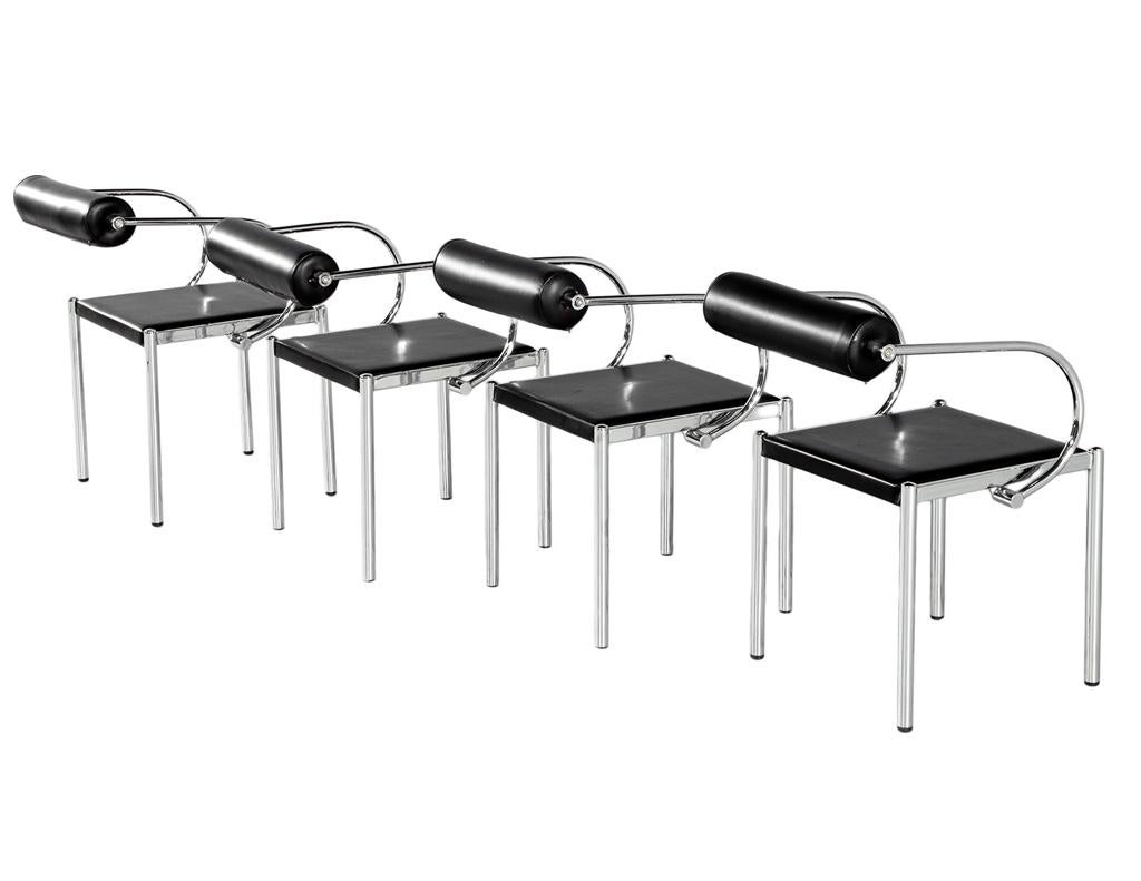 Ensemble de 4 chaises en métal tubulaire en cuir noir vintage et moderne en vente 4