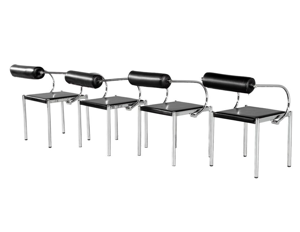 Acier inoxydable Ensemble de 4 chaises en métal tubulaire en cuir noir vintage et moderne en vente