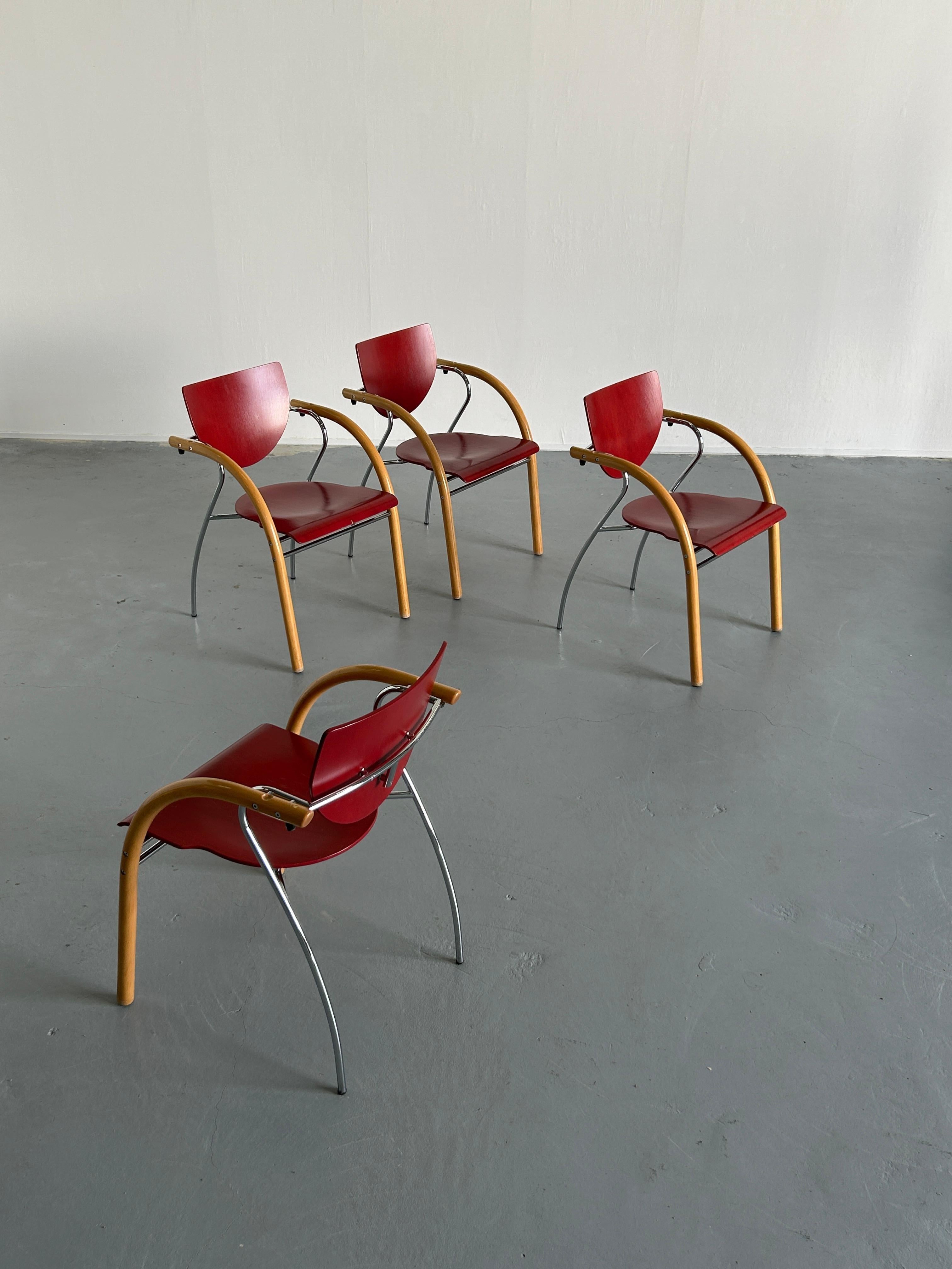 Set of 4 Vintage Original Thonet Vienna Stackable Dining Chairs, Memphis Era In Good Condition In Zagreb, HR