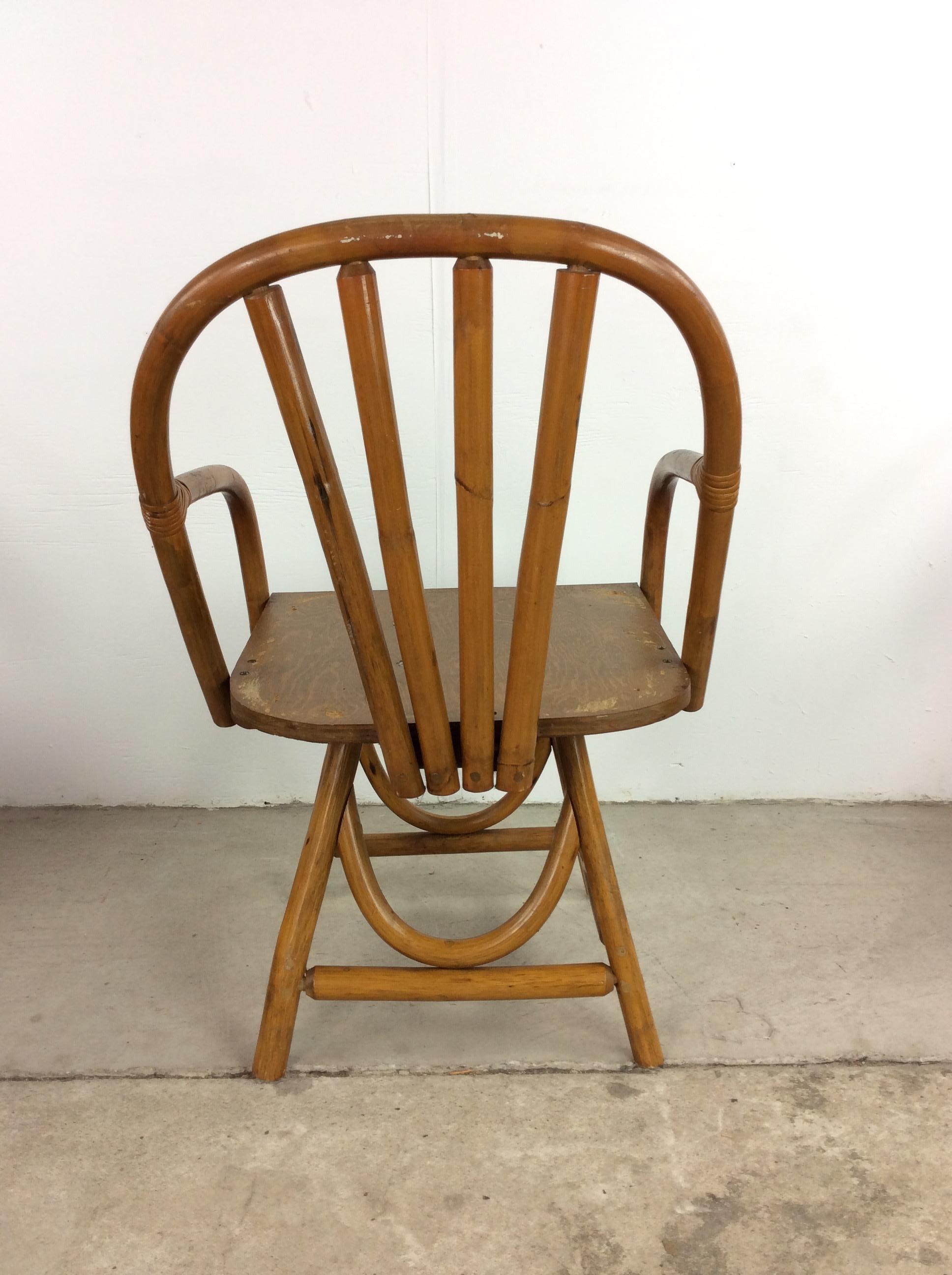 Set of 4 Vintage Rattan Chairs with Swivel Base For Sale 5