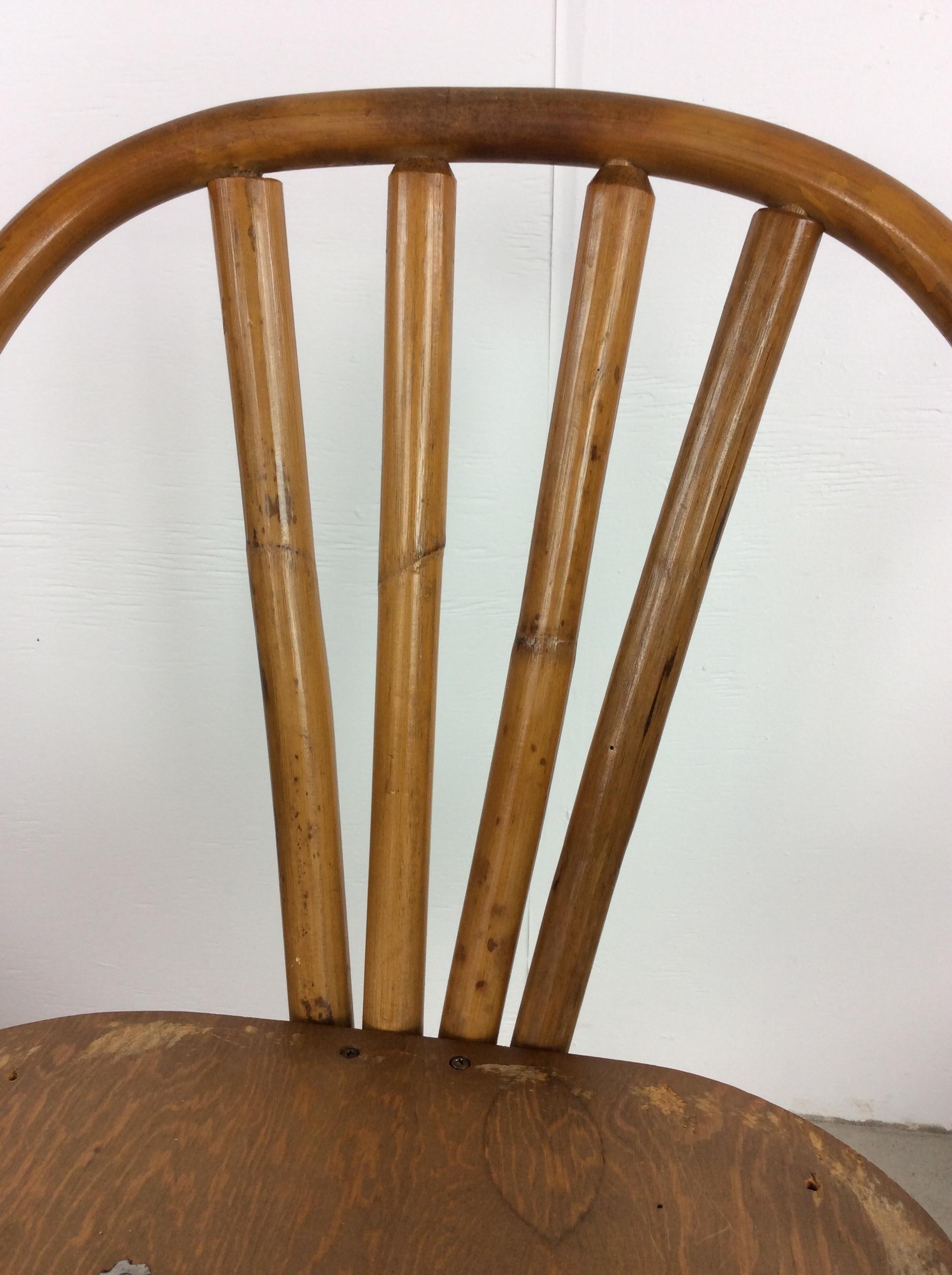Set of 4 Vintage Rattan Chairs with Swivel Base For Sale 2