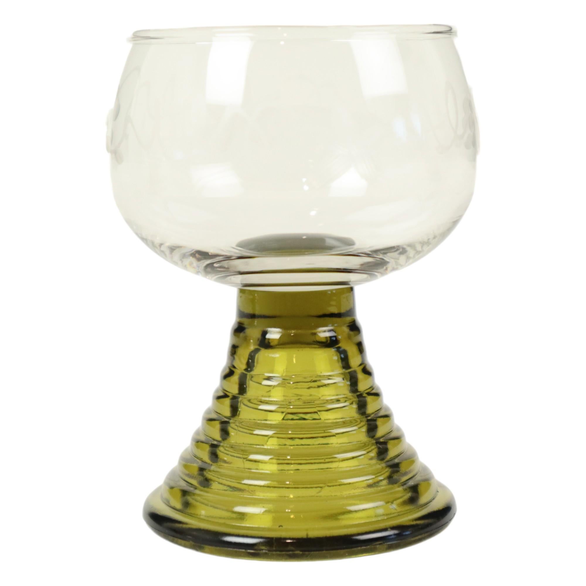 Set of 4 Vintage Roemer Etched Glasses Green Base Germany For Sale 6