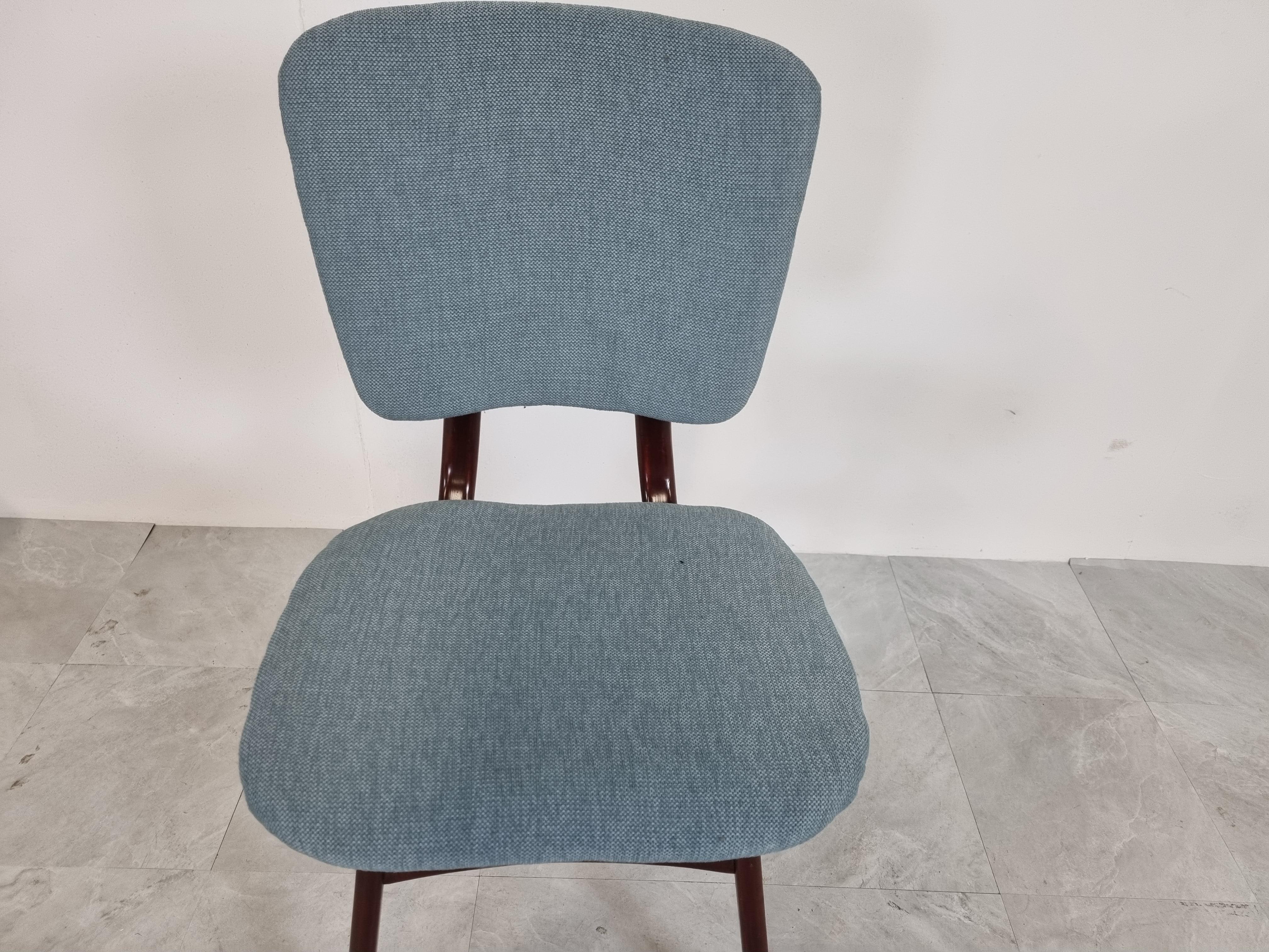 Mid century stained wooden dining chairs with blue fabric upholstery.

Good condition.

The designe resembles a lot of Louis Vanteeffelen. 

Nice and elegant design

1960s - Denmark

Height: 86cm/33.85