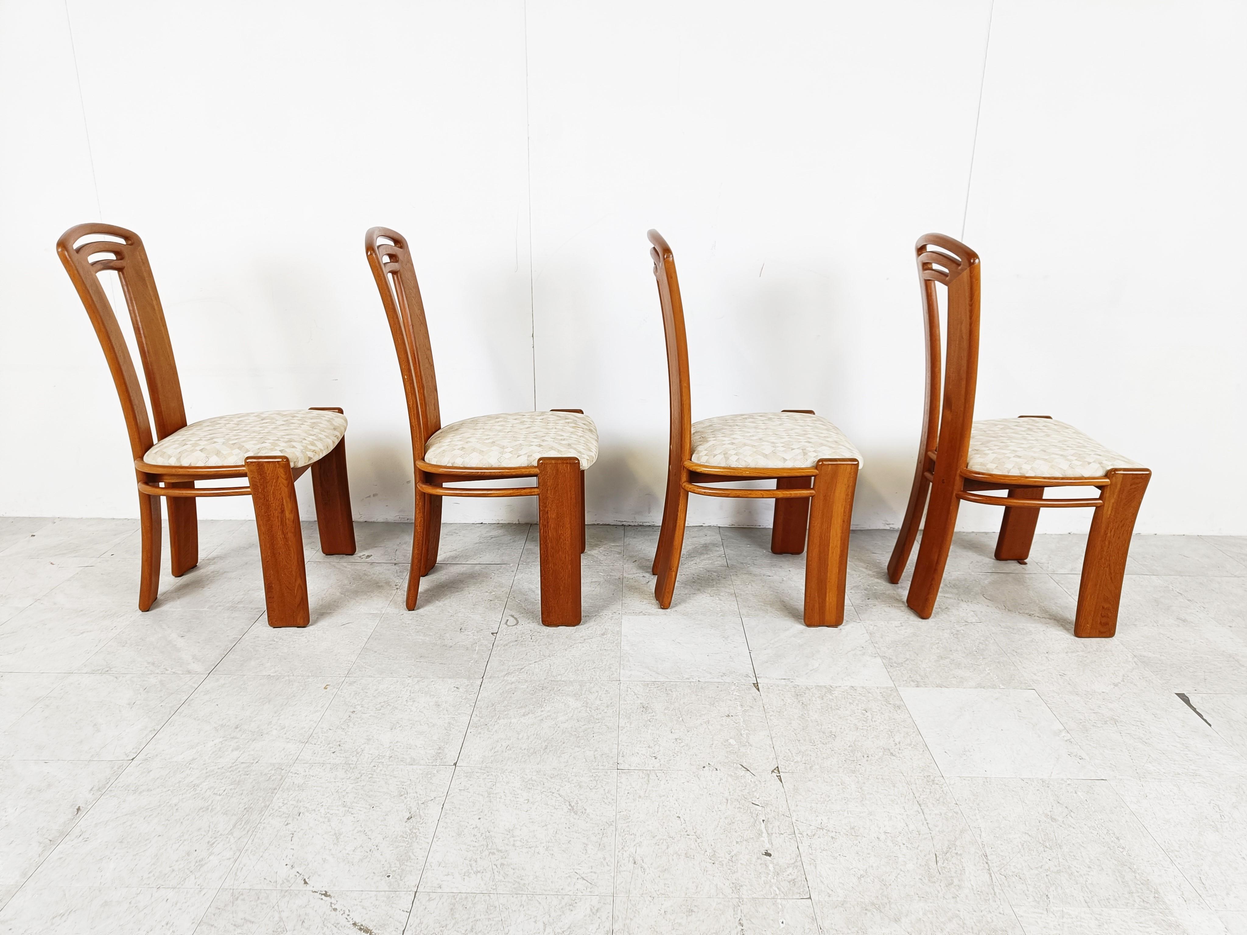 Set of 4 Vintage Scandinavian Dining Chairs, 1960s In Good Condition For Sale In HEVERLEE, BE