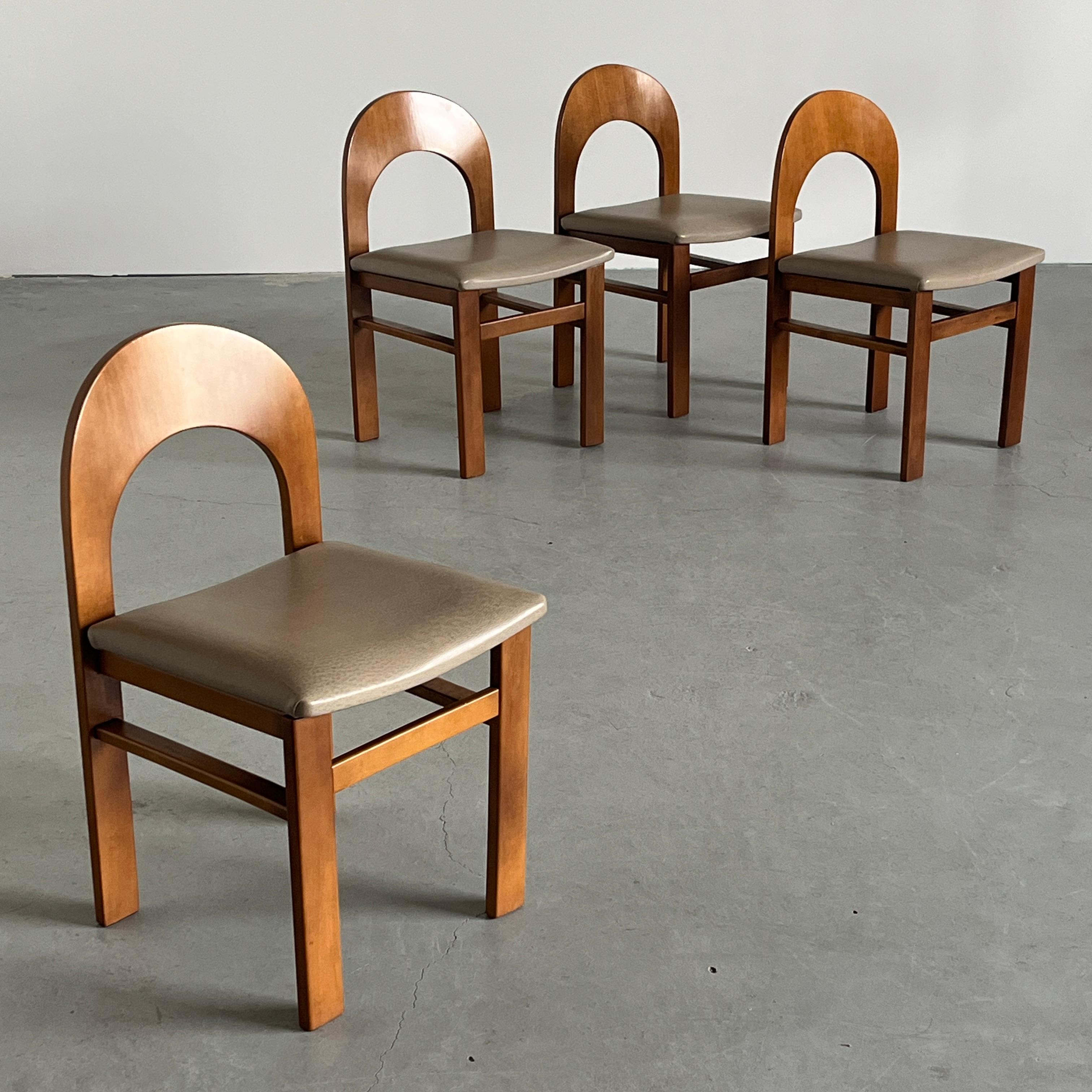 Satz von 4 skulpturalen Vintage-Stühlen 'Arcadia' von Tagliabue di Cascina Armata, 70er Jahre (Moderne der Mitte des Jahrhunderts) im Angebot