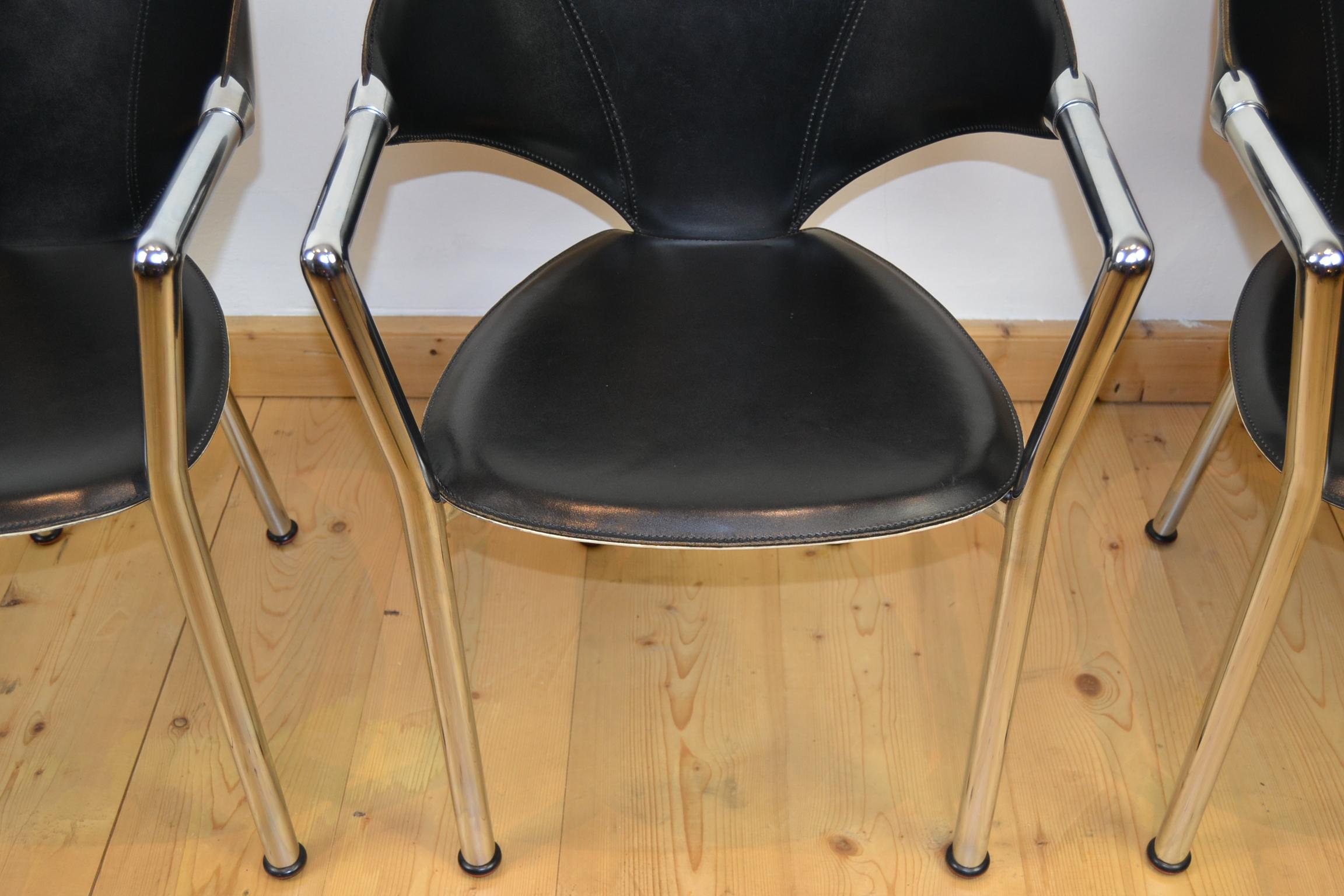 Set of 4 Vintage Segis Black Leather and Chrome Armchairs, Office Chairs, IT 4