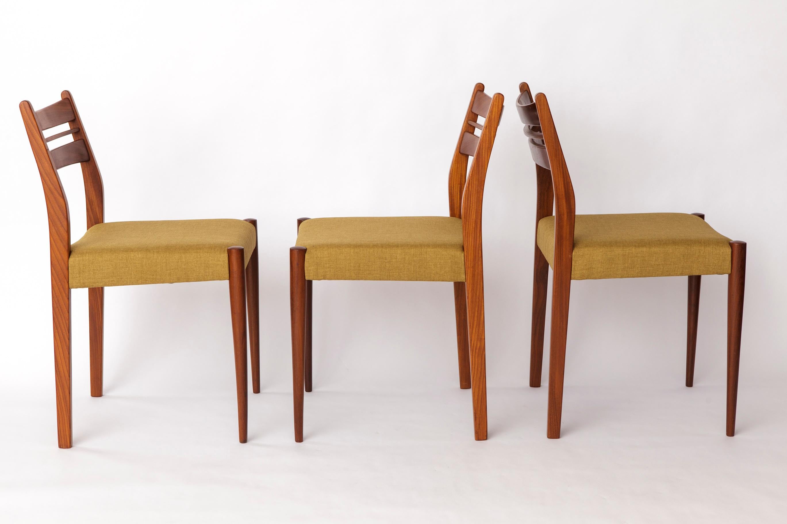 Poli Set of 4 Vintage Teak Dining Chairs by Habeo, Germany – 1960s Mid-Century Modern en vente