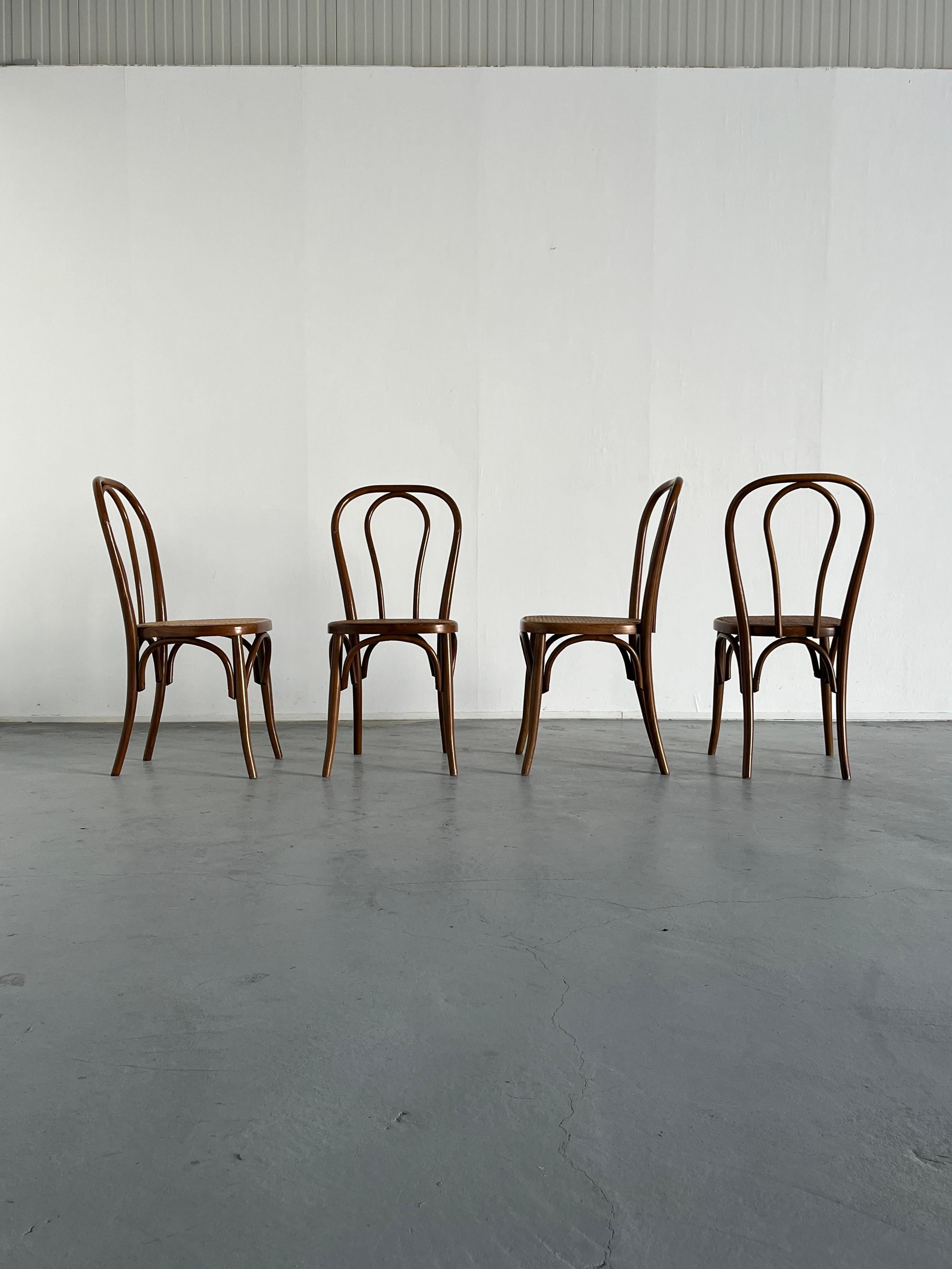 Modern Set of 4 Vintage Thonet Bentwood Style Chairs, European Bistro Chairs, 1950s For Sale