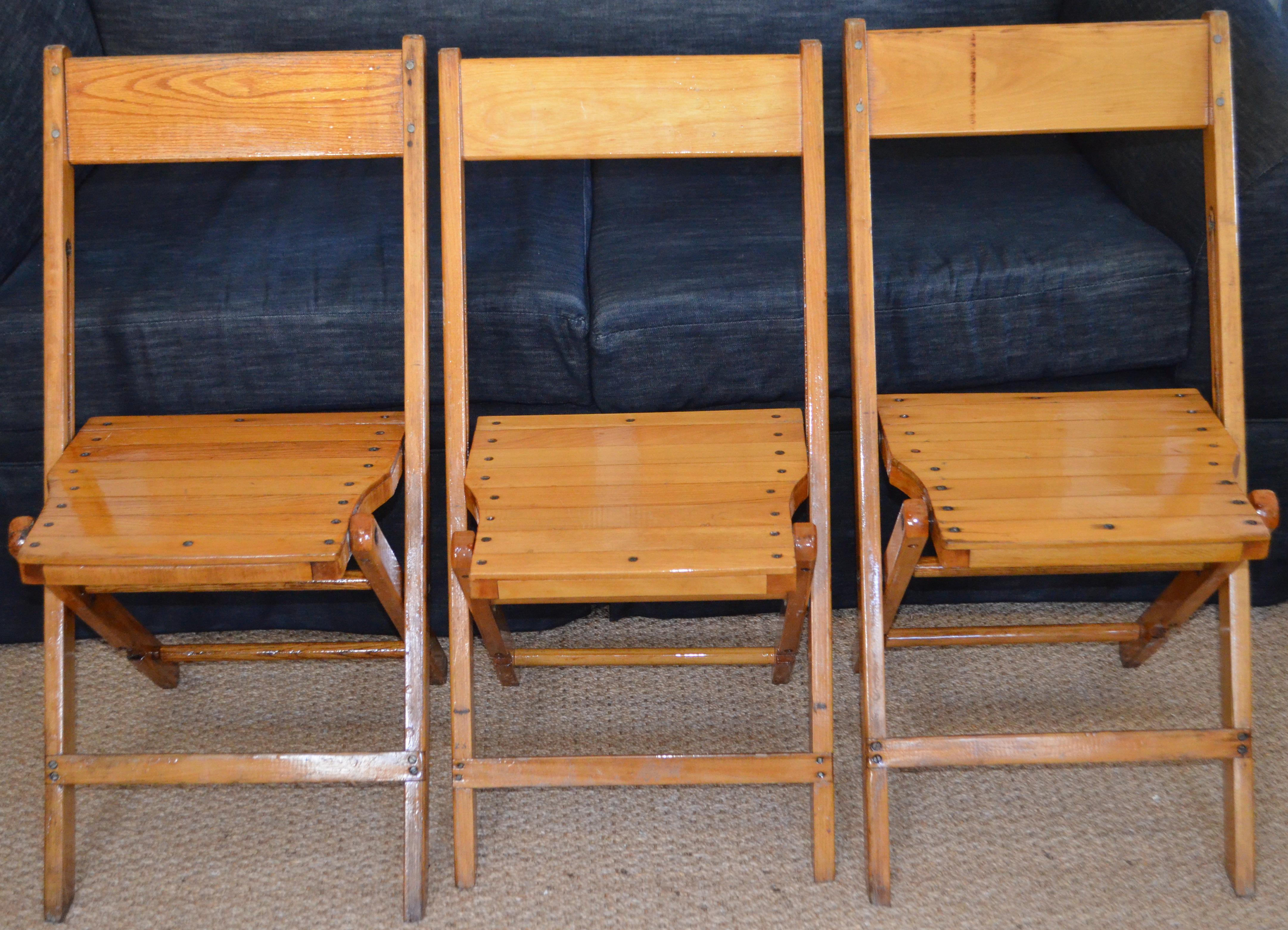 Set of 4 Vintage Wood Folding Chairs; many available (total of 470 chairs avail) 3