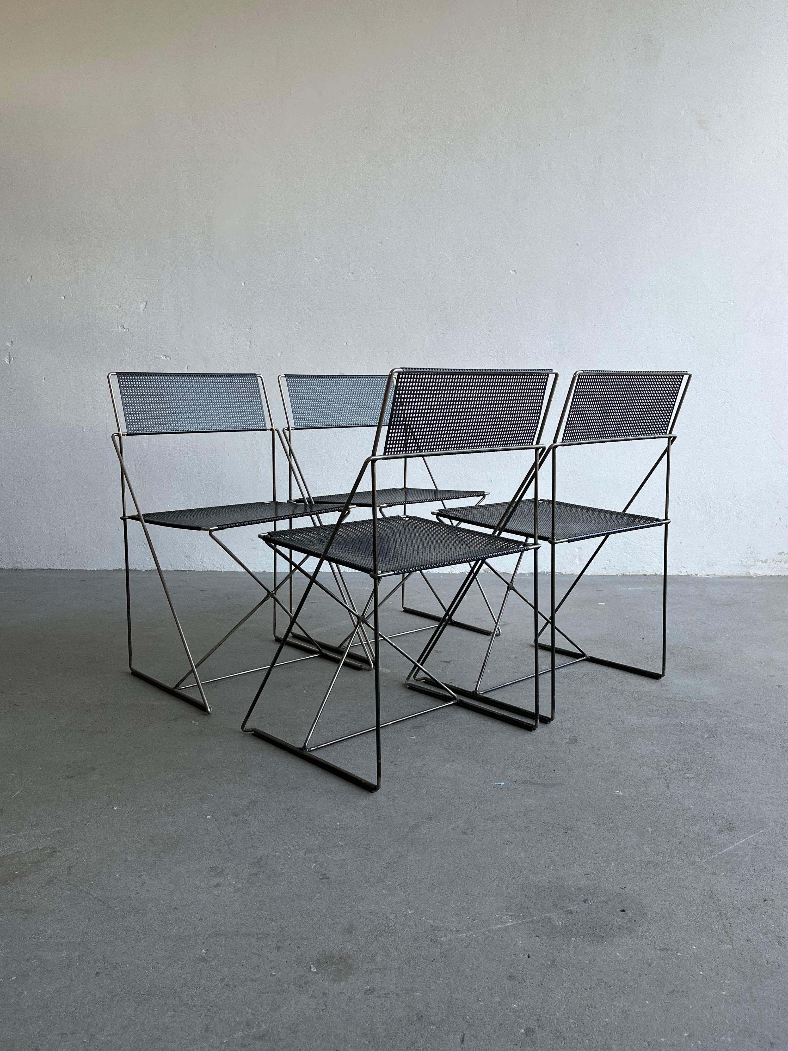 Mid-Century Modern Set of 4 Vintage X-Line Chairs by Niels Jørgen Haugesen for Magis, 1980s, Italy