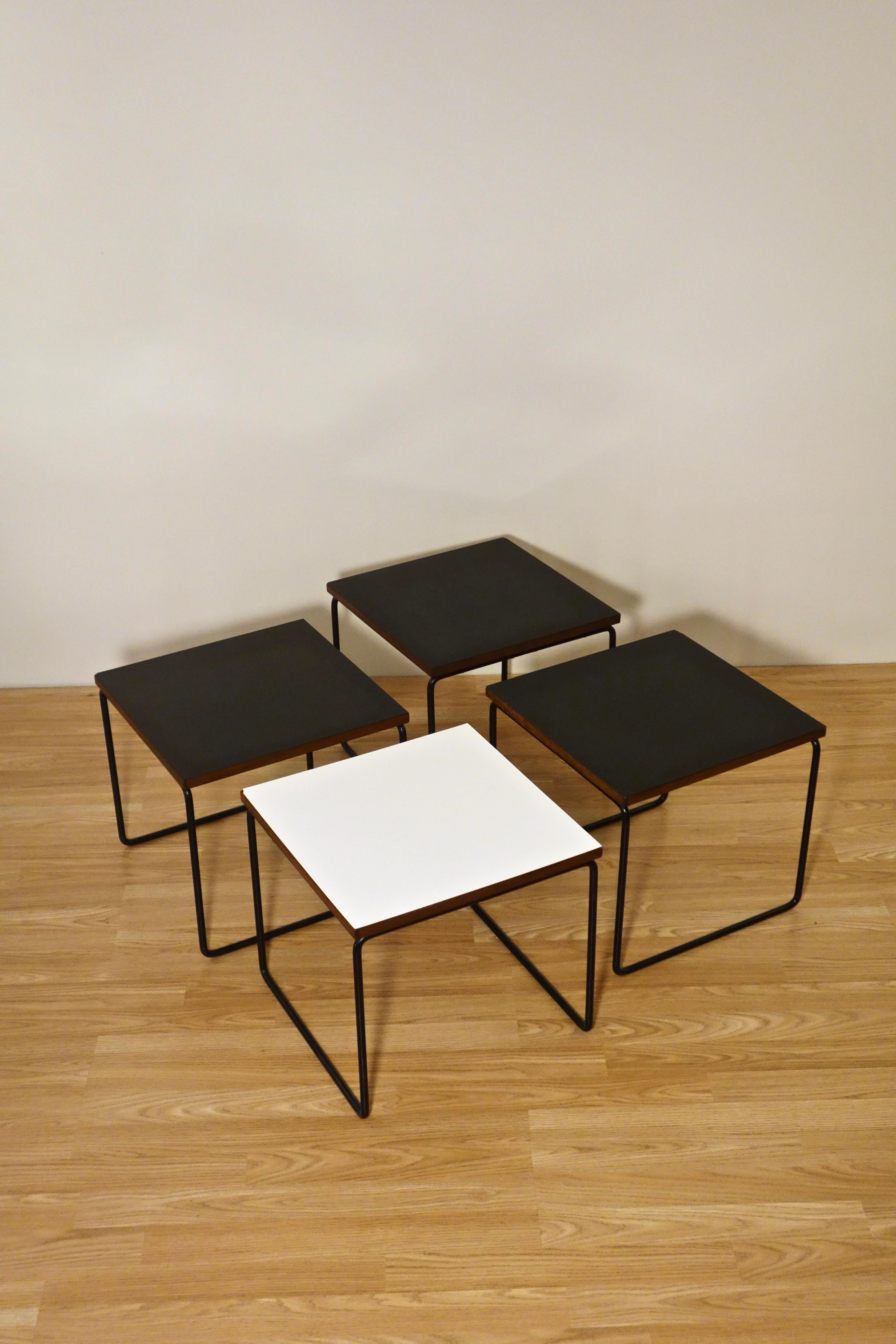 Mid-20th Century Set of 4 Volante Coffee Tables by Pierre Guariche for Steiner, France 1950's
