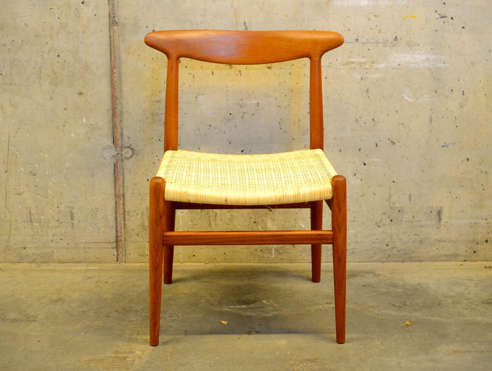 Danish Set of 4 W2 Teak and Cane Chairs by Hans J. Wegner, 1950s, C.M. Madsens DK For Sale