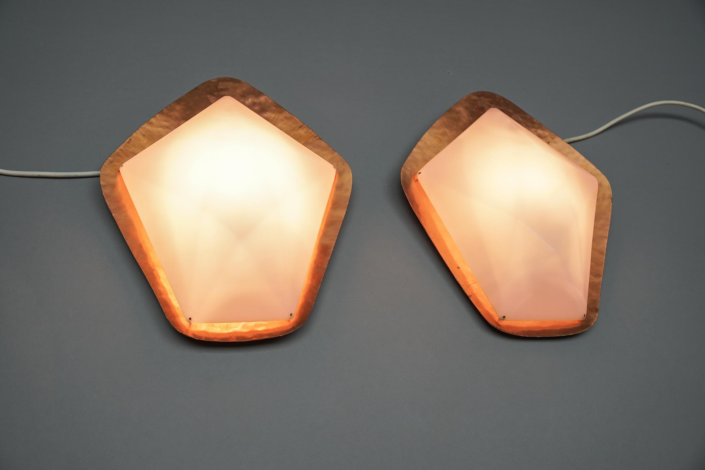 Set of 4 Anthroposophical Wall Lamp in Hard Plastic and Copper by Rudolf Dörfler For Sale 7