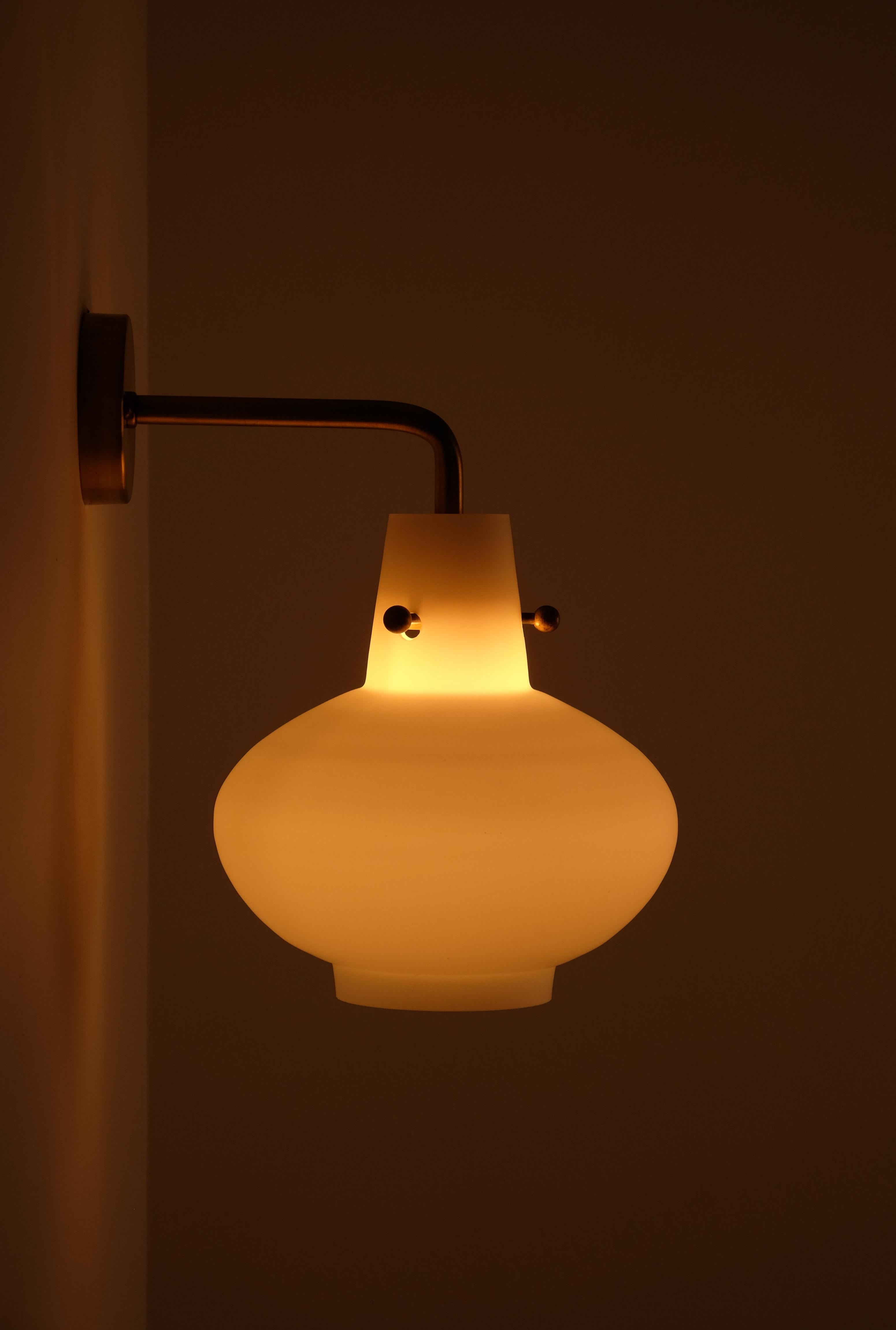Set of 4 wall lamps by Hans Bergström, Sweden, 1950s In Good Condition For Sale In Stockholm, SE