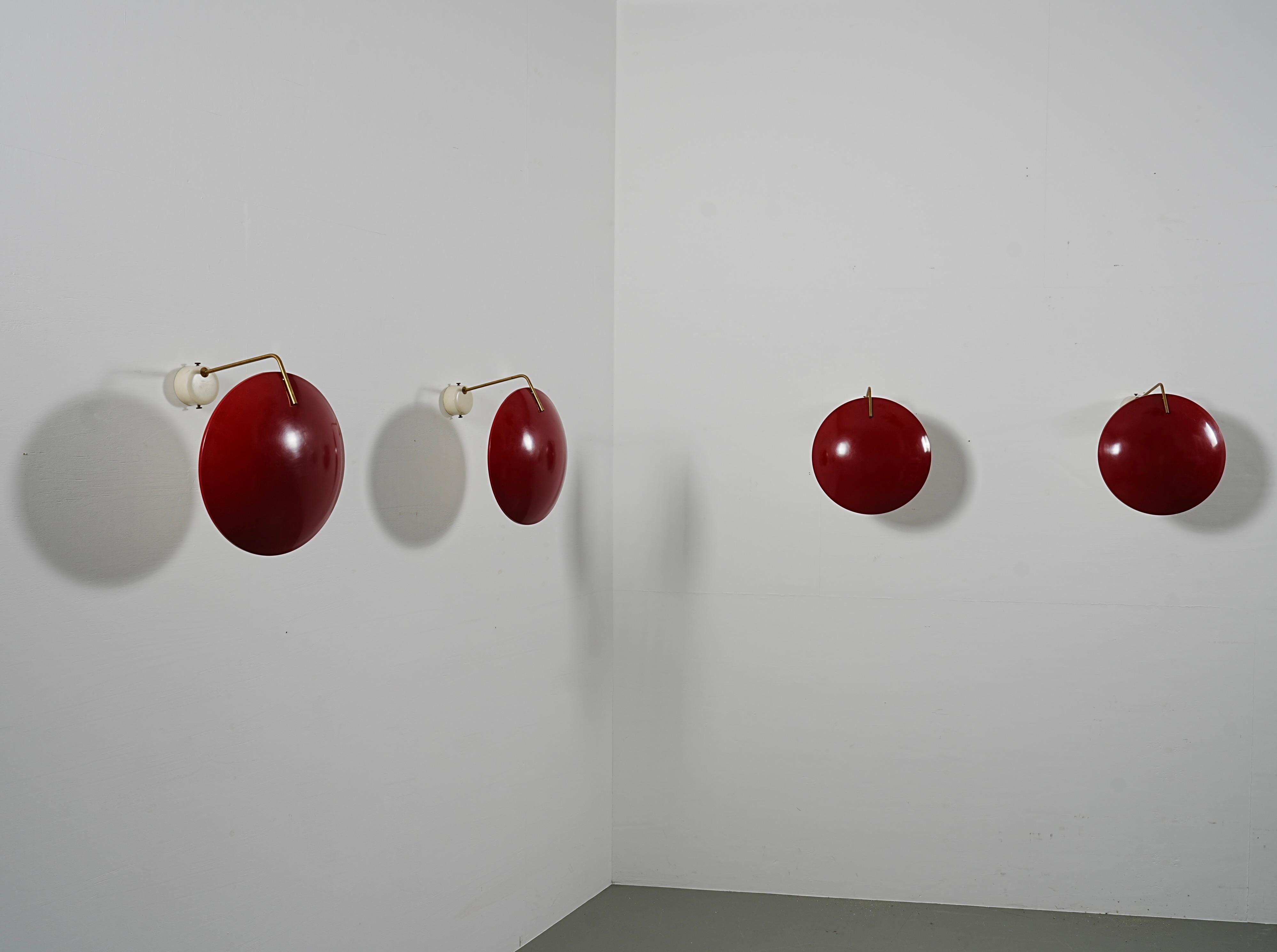 Juego de 4 Apliques de Stilnovo (marcado) en Metal y Latón, Italia, Años 60 Moderno de mediados de siglo en venta