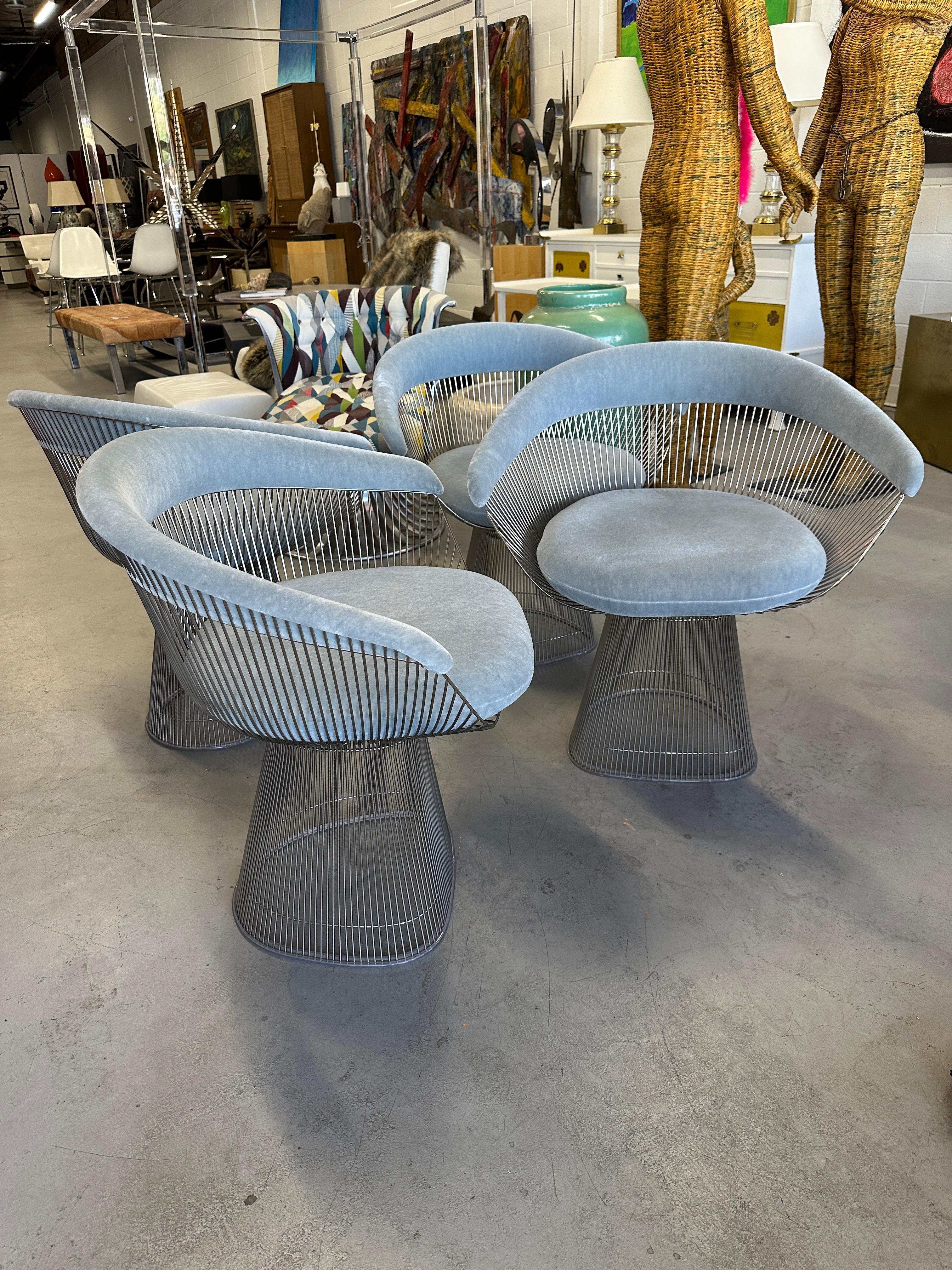 Set of 4 Warren Platner for Knoll Dining Arm Chairs in Knoll Swan Velvet 9