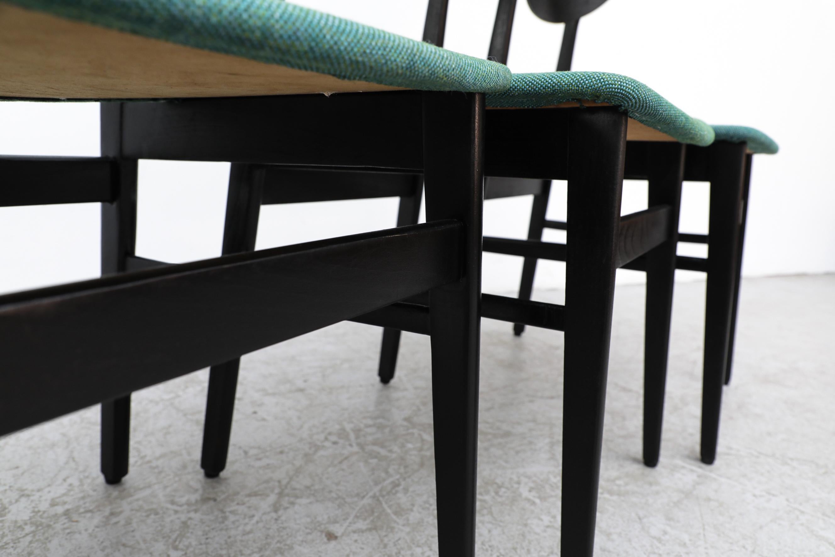 Set of 4 Wegner Style Black Lacquered Dining Chairs by Farstrup with Green Seats For Sale 3