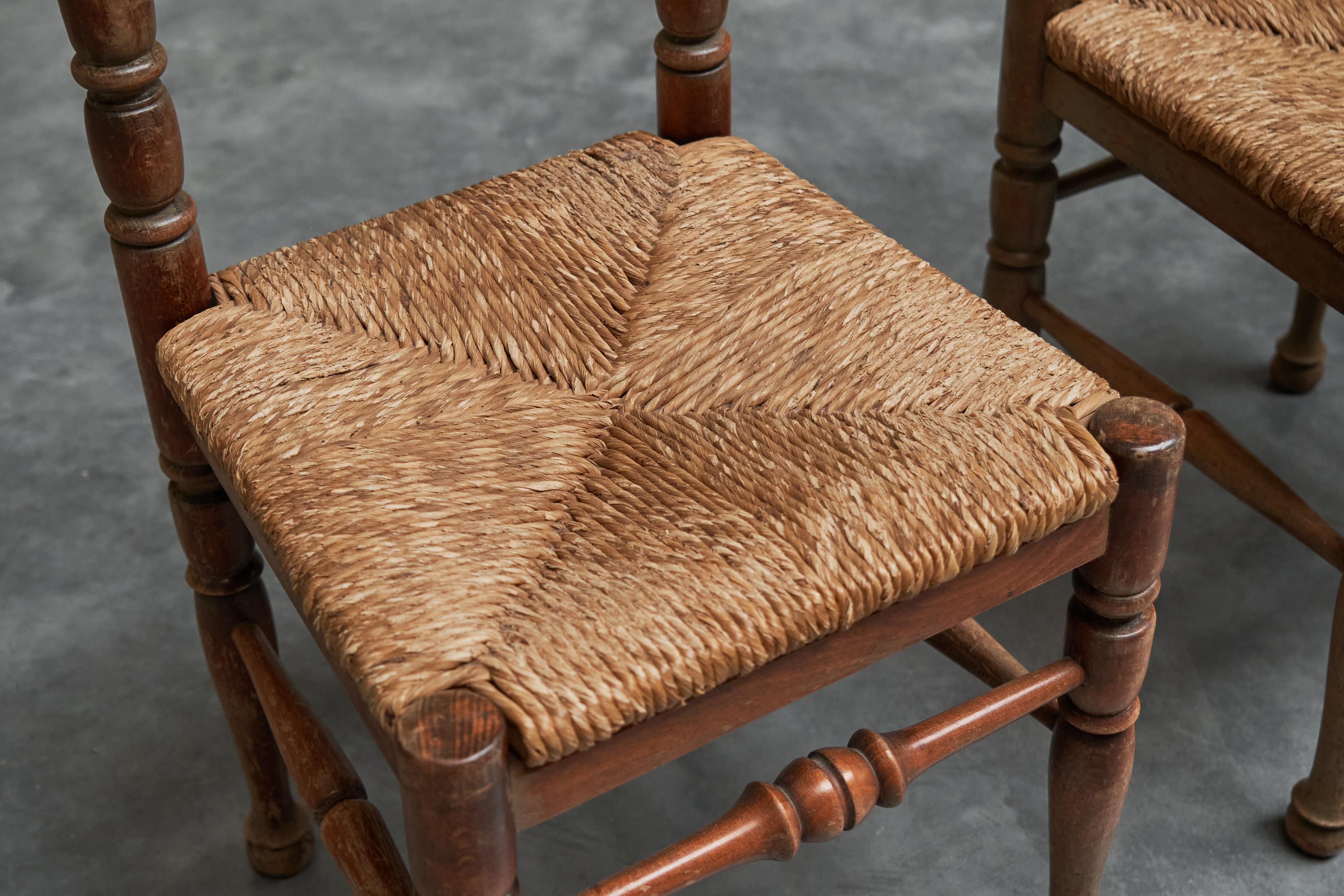 Set di 4 sedie stravaganti in Oak e giunco anni '50 in vendita 1