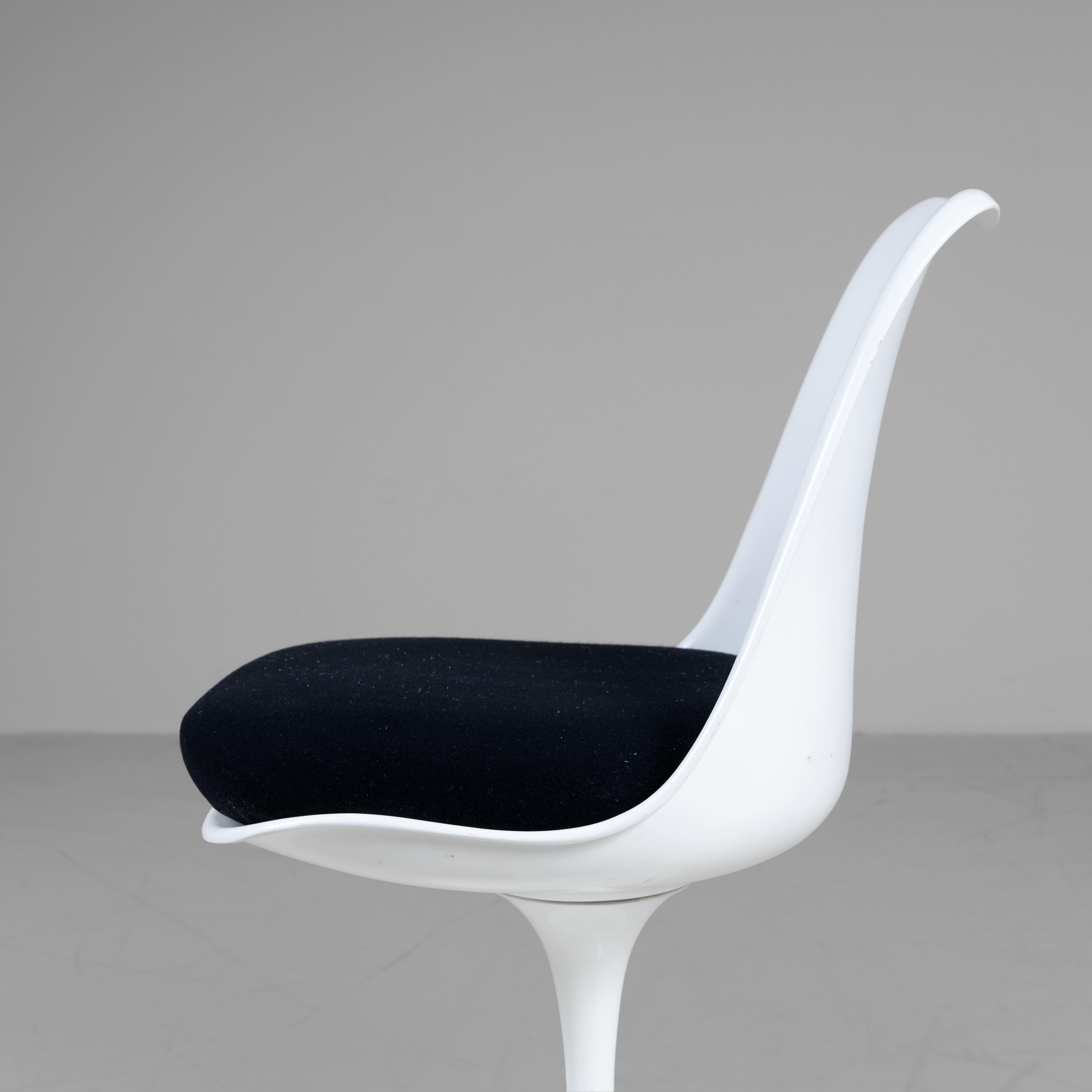 4 Stühle Tulip 769-S, weiß und blau, Eero Saarinen, Knoll, 1955 modern im Angebot 2