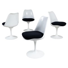 4 Stühle Tulip 769-S, weiß und blau, Eero Saarinen, Knoll, 1955 modern