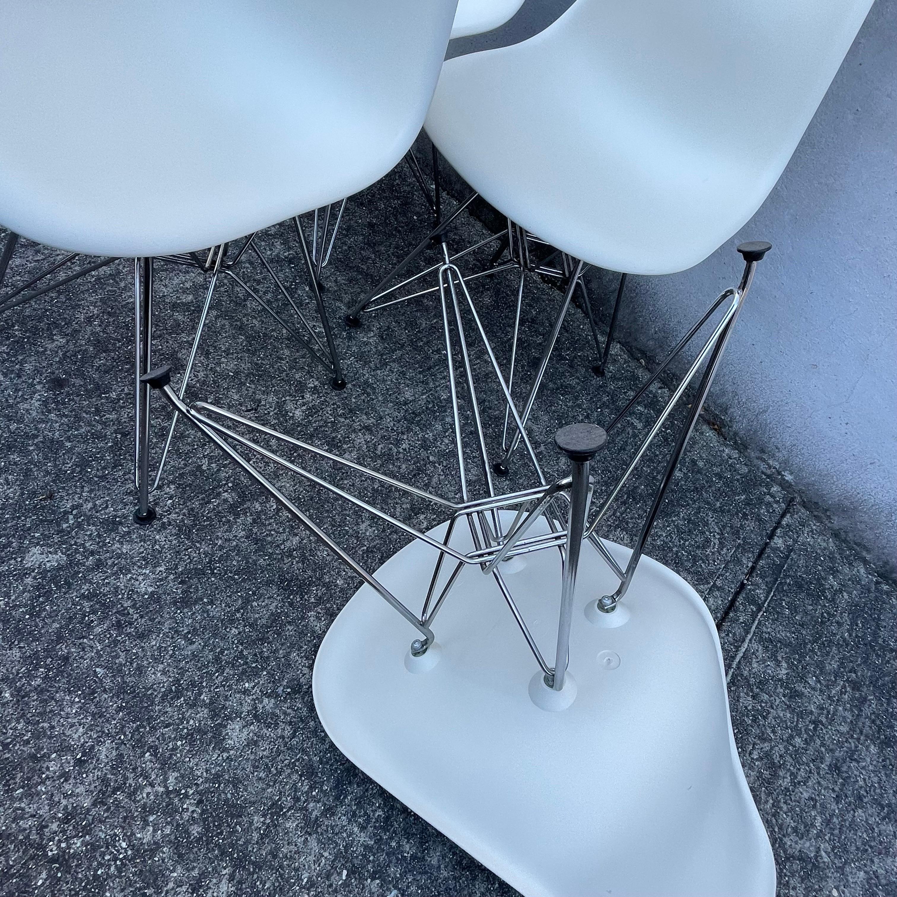 Contemporary Set of 4 White Eames DSR Dining Chairs with Chromed Steel Eiffel Base, 2010