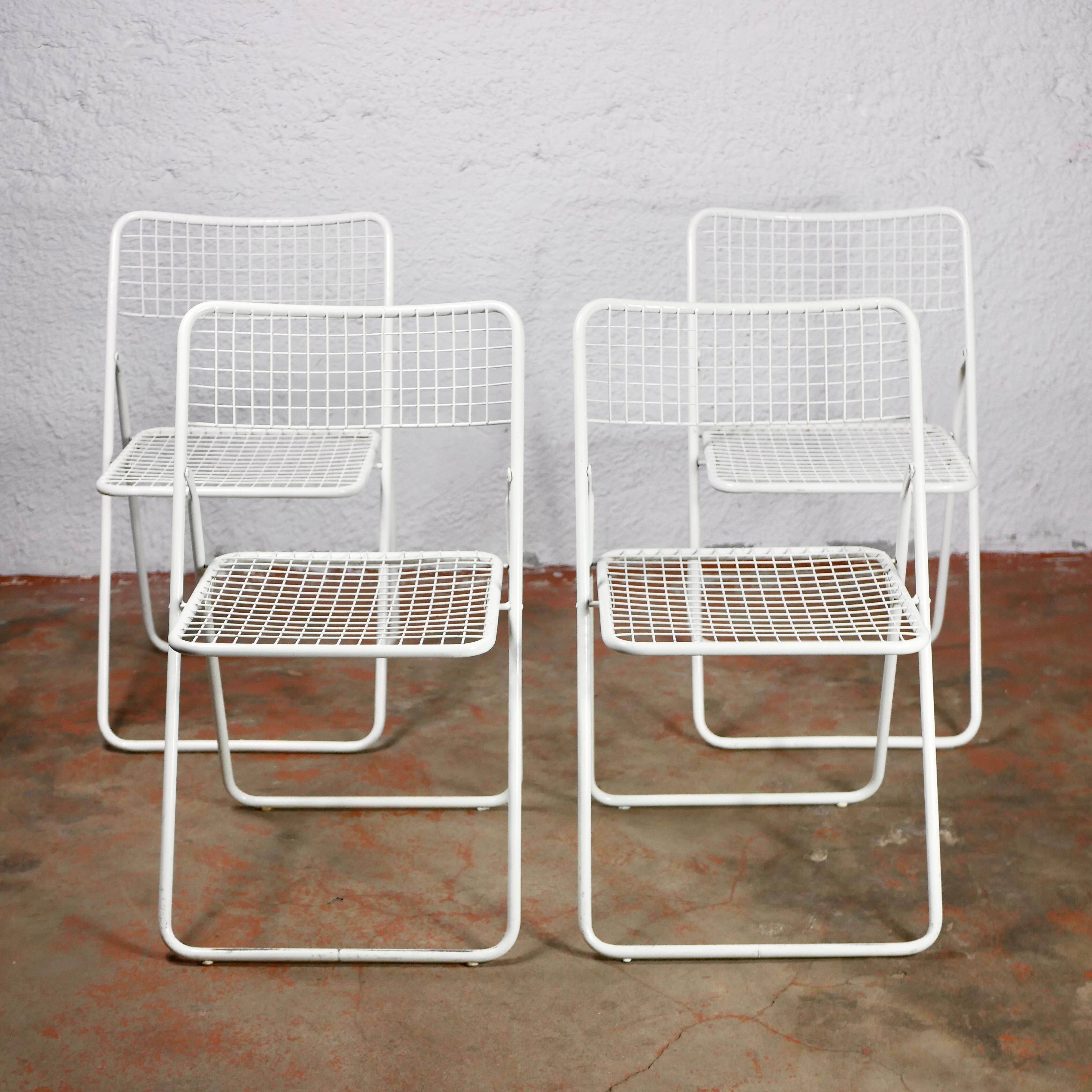 Nice set of 4 folding chairs, model Ted Net, in immaculate white, designed by Niels Gammelgaard for Ikea in the 1980s.
Very good condition.
A blue and 2 green ones also available.
Dimensions : H76, W46, D47