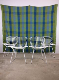 Set of 4 White Metal Indoor / Outdoor Chairs by Harry Bertoia for Knoll