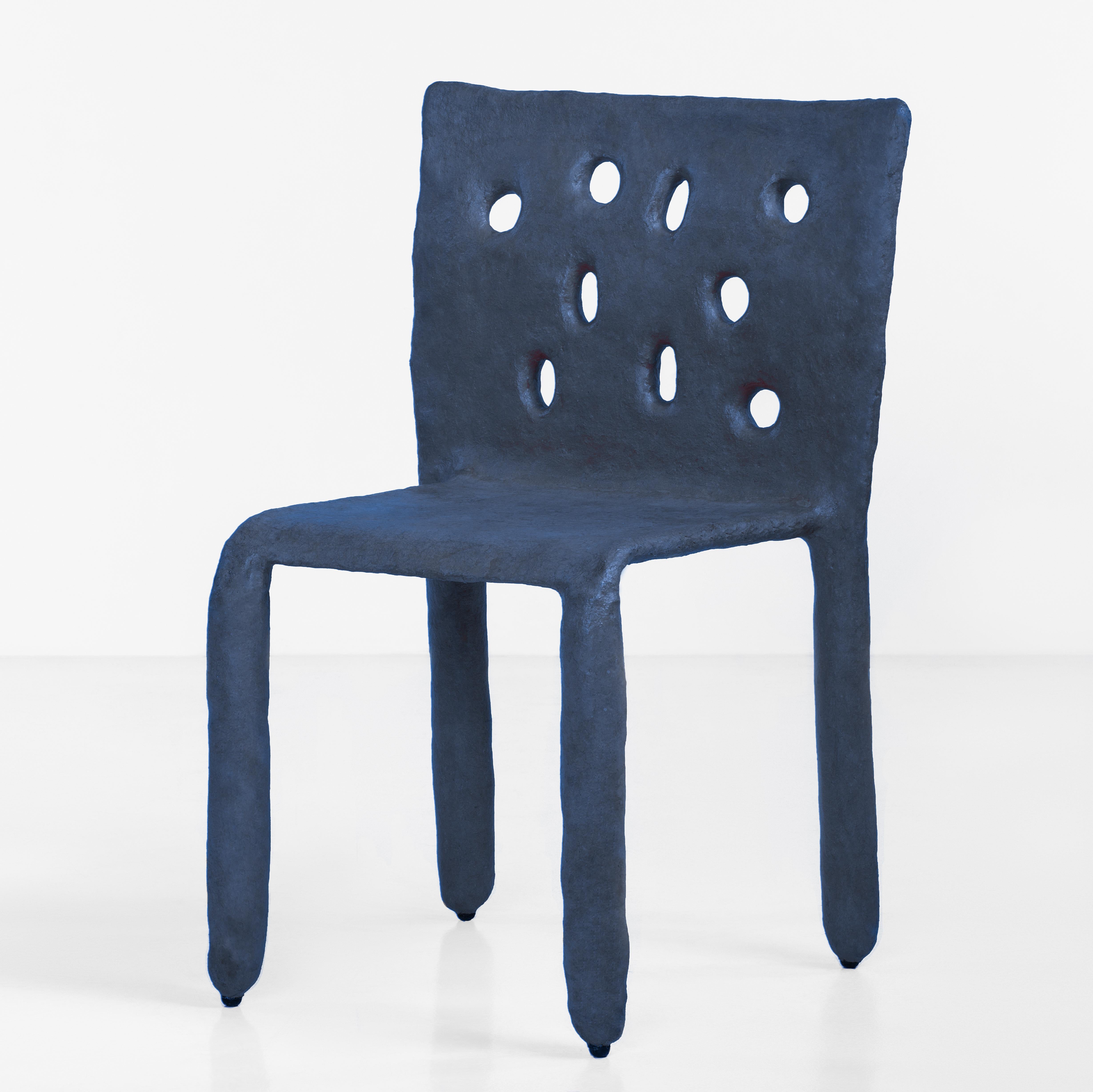 XXIe siècle et contemporain Ensemble de 4 chaises contemporaines sculptées en blanc de FAINA en vente