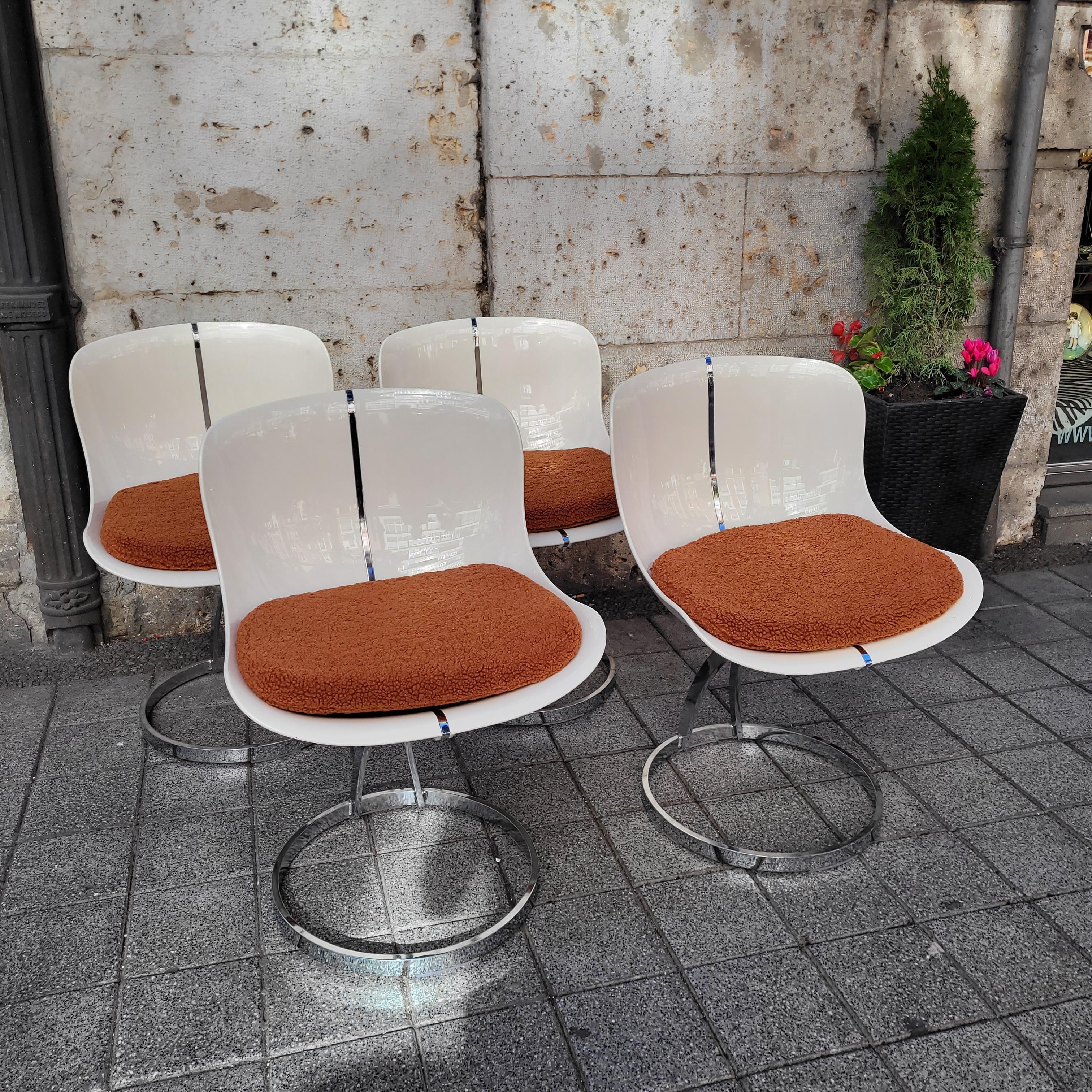 Set of 4 white Space Age Goldfinger fiberglass chairs after Michel Cadestin For Sale 4